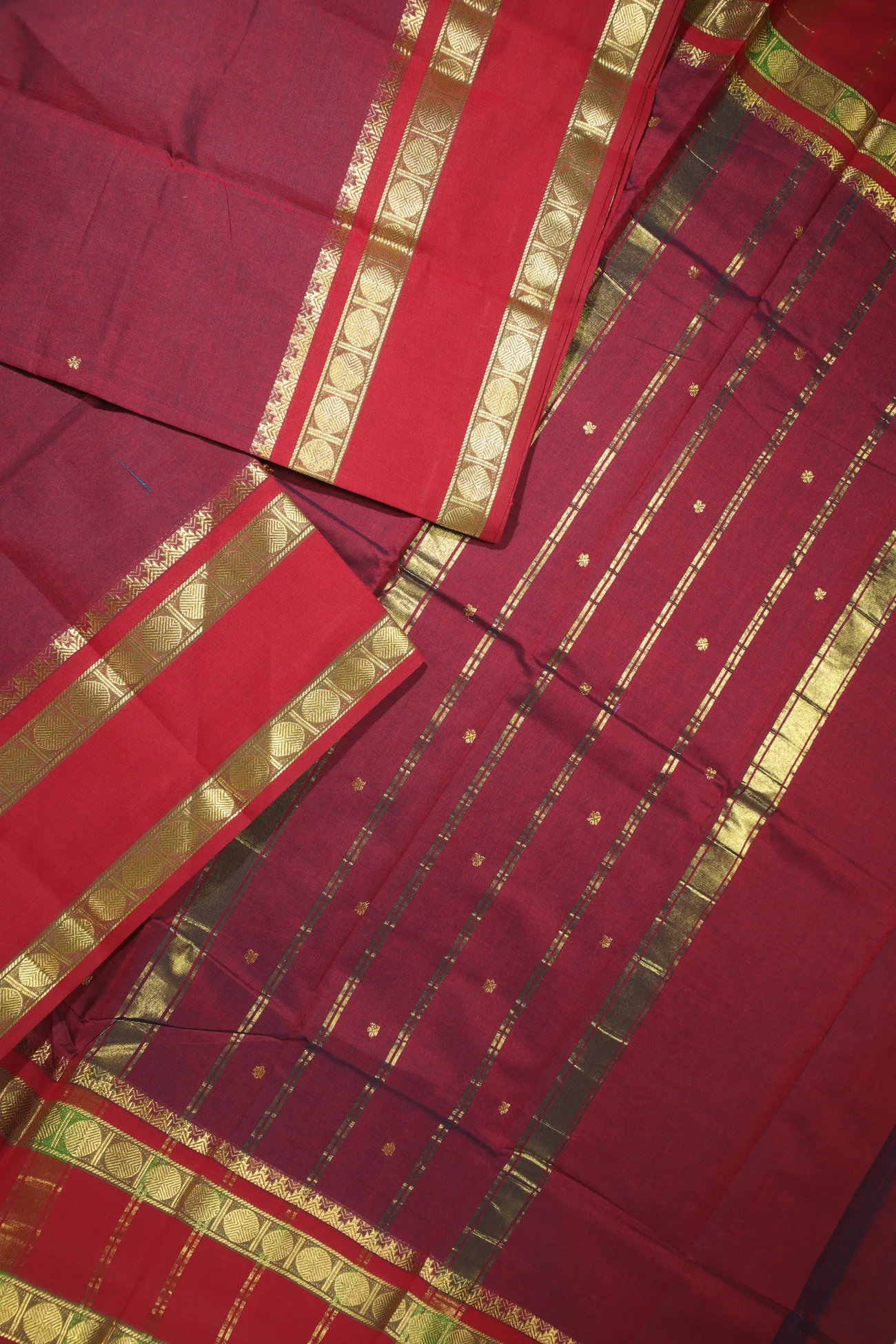 maroon-rettai-pettu-ruthratcham-kundavai-saree-kun000035-b