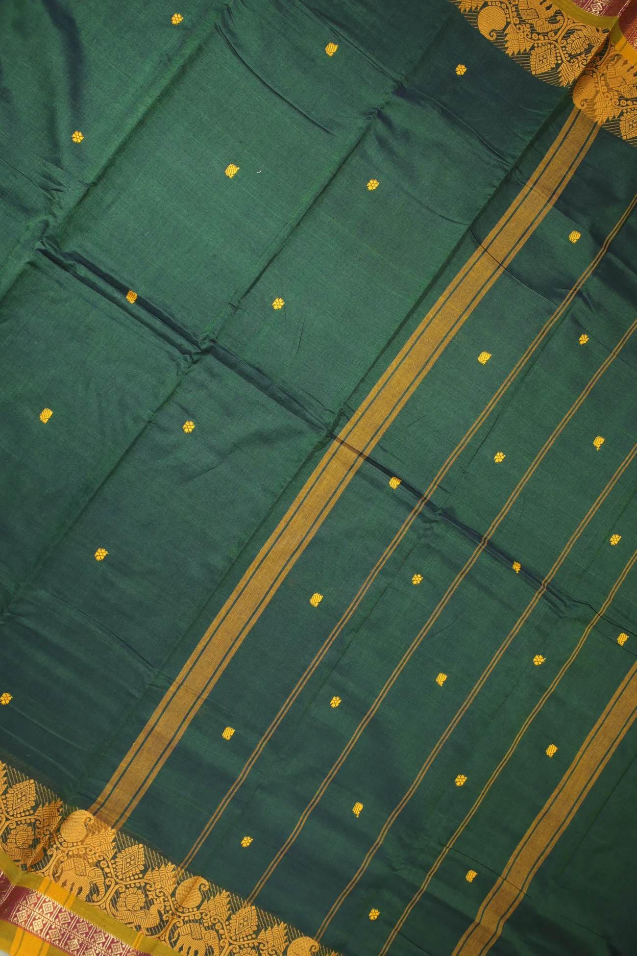 dark-green-mango-peacock-kundavai-saree-kun000051-c