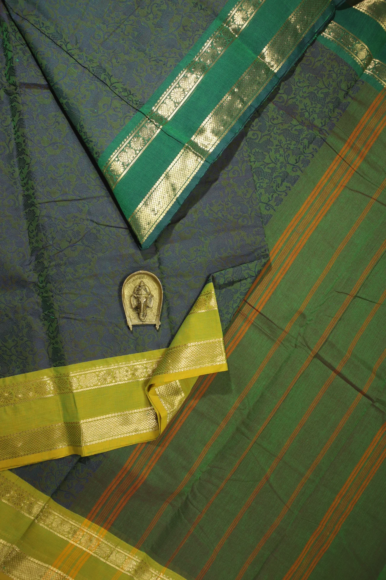 green-vanasingaram-kanchi-cotton-saree-uu005409-a