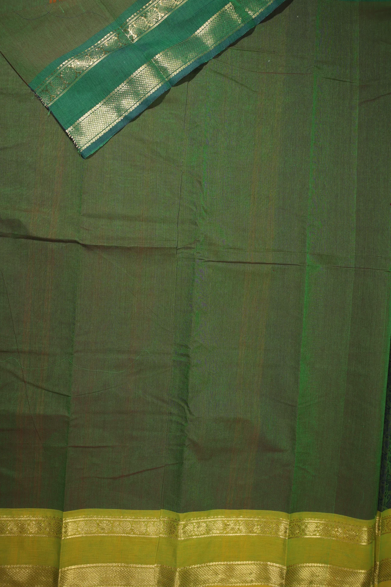 green-vanasingaram-kanchi-cotton-saree-uu005409-d