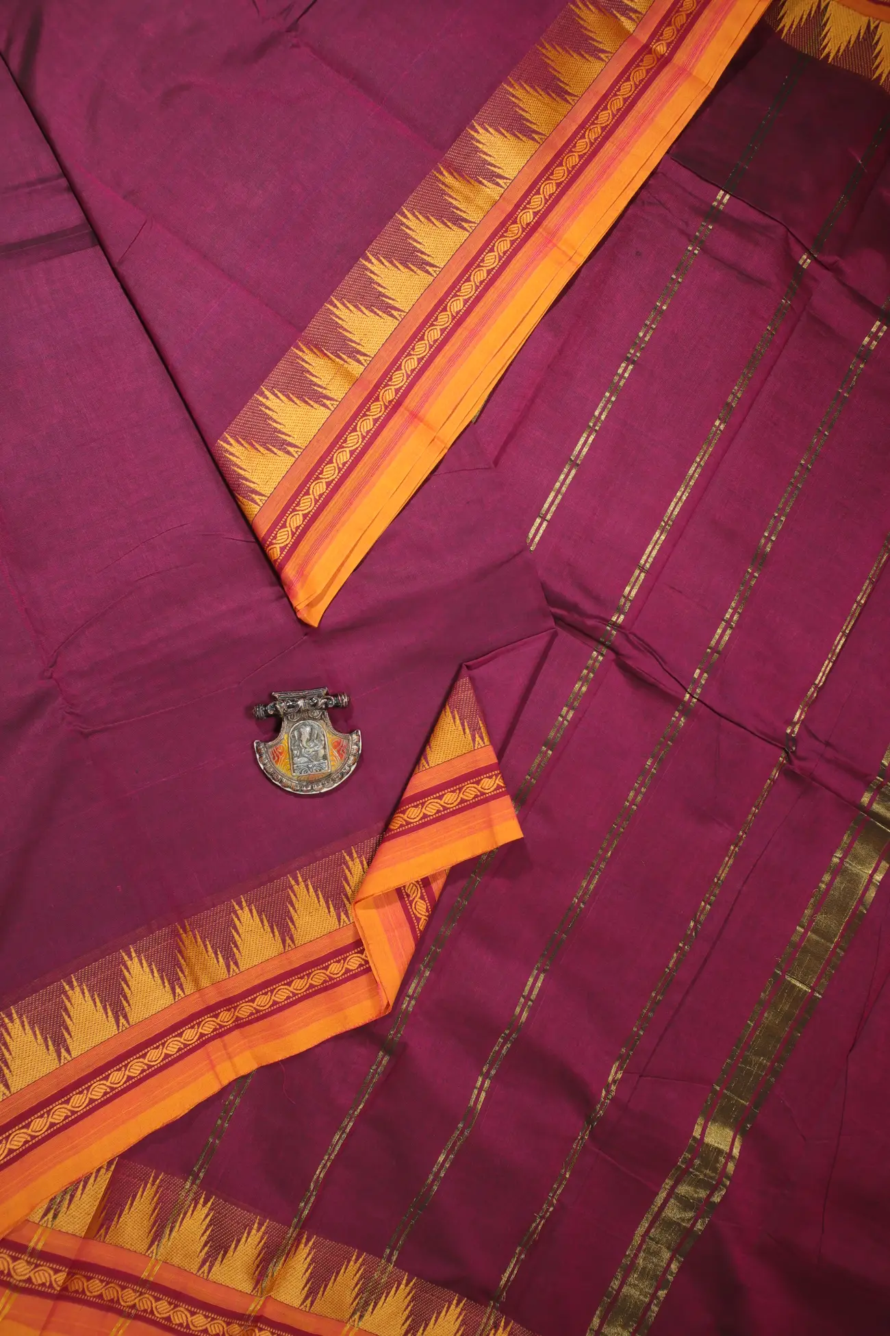 magenta-thalampoo-reku-kundavai-saree-kun000024-a