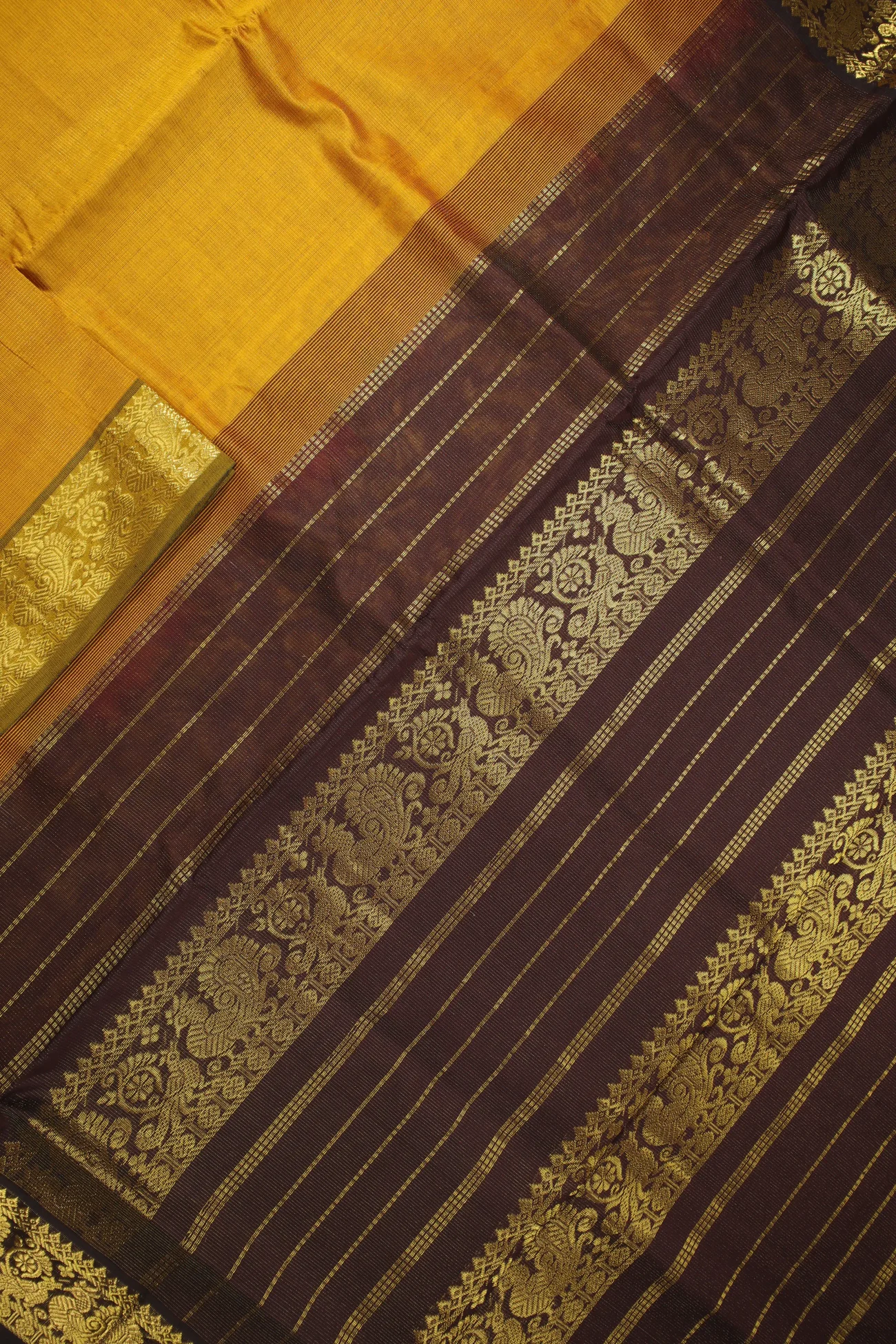 mustard-vaira-oosi-diamond-needle-kanchi-silk-cotton-saree-sc002864-b