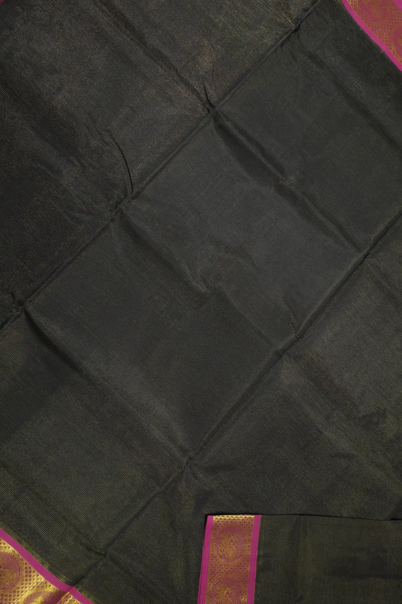 black-vaira-oosi-diamond-needle-kanchi-silk-cotton-saree-sc002856-d