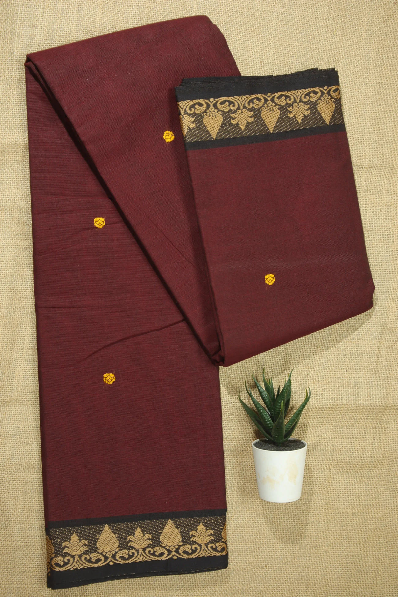 maroon-flower-butta-saree-bs001965-a