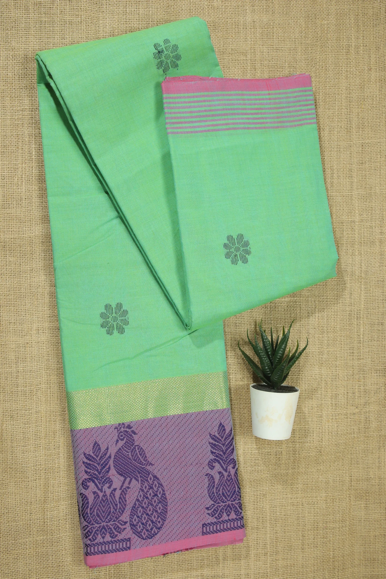 pale-green-peacock-grand-border-saree-gb000500-a