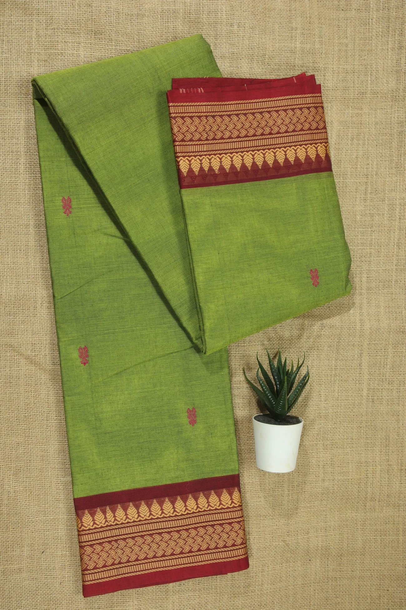 light-green-leaf-heart-butta-saree-bs001969-a