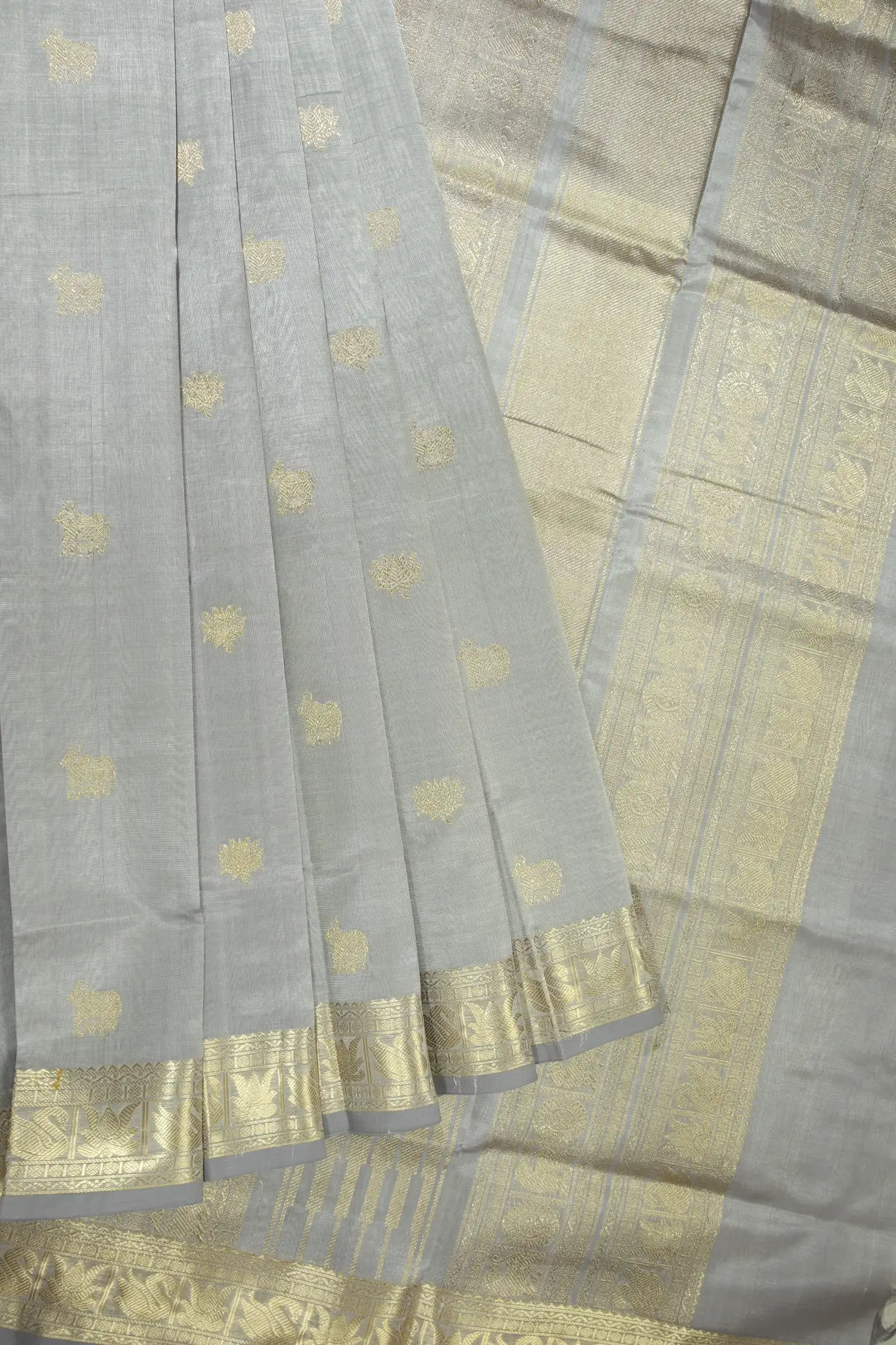 gray-cow-kanchi-silk-cotton-saree-sc002823-a