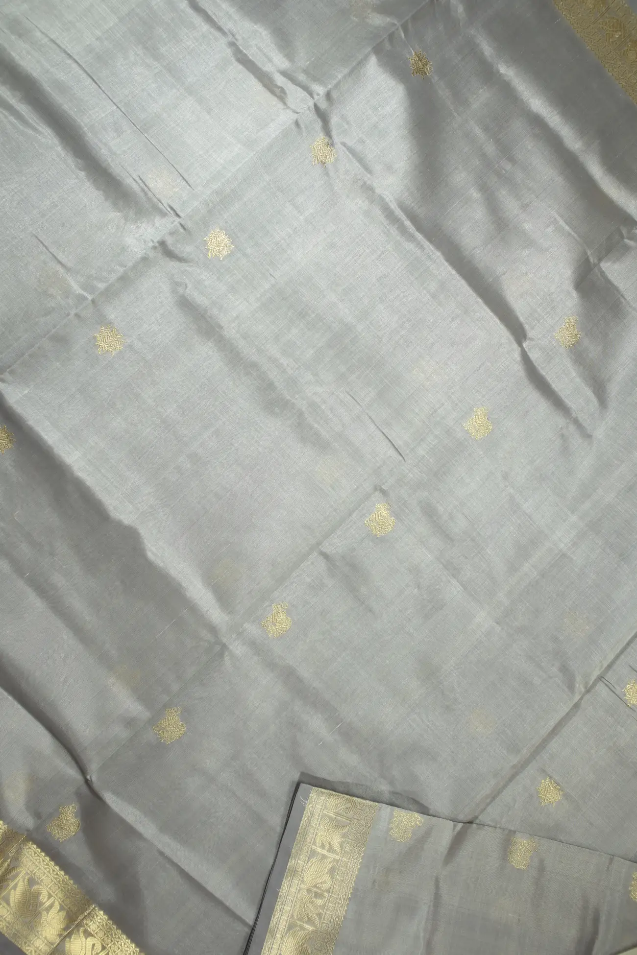 gray-cow-kanchi-silk-cotton-saree-sc002823-c