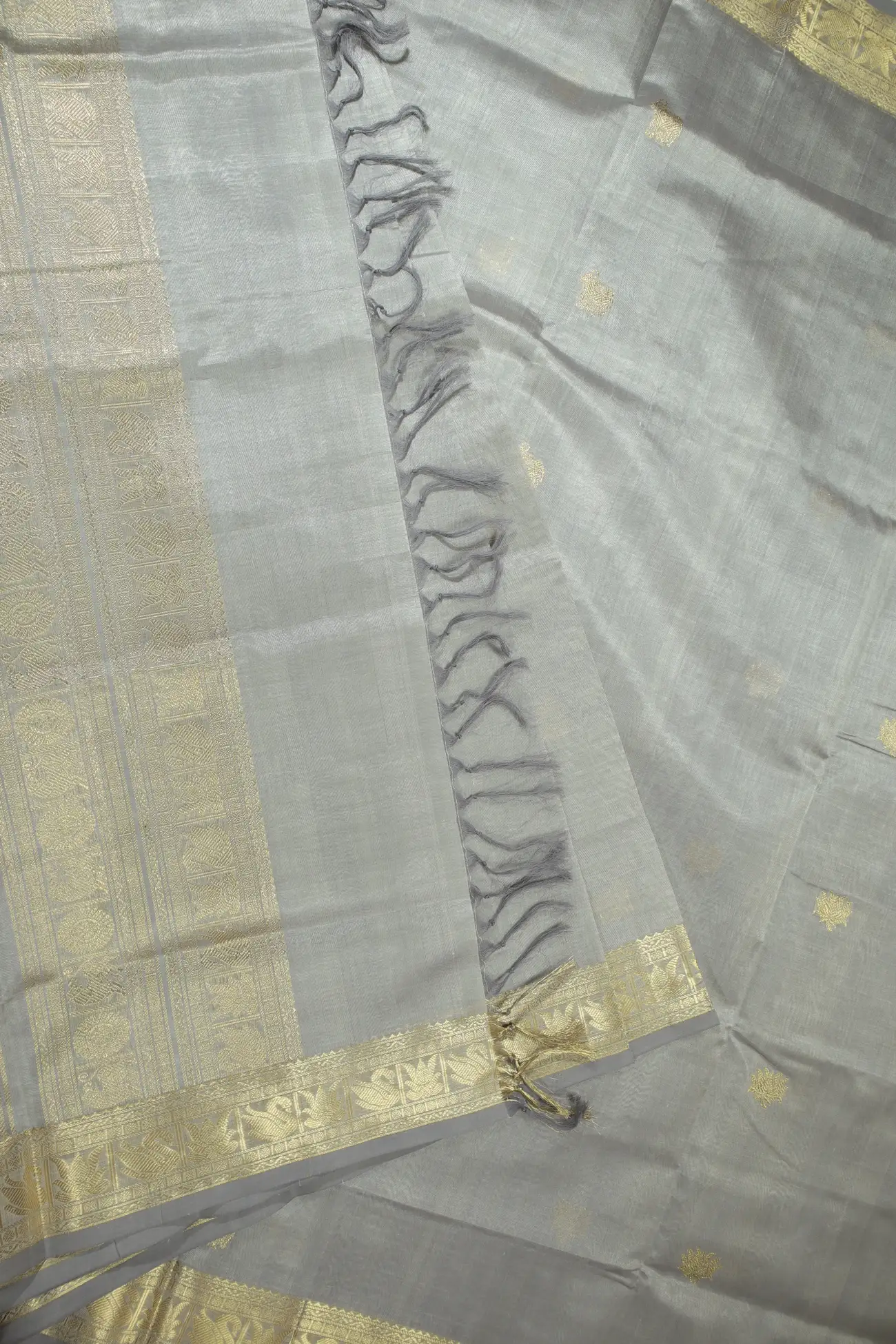 gray-cow-kanchi-silk-cotton-saree-sc002823-e