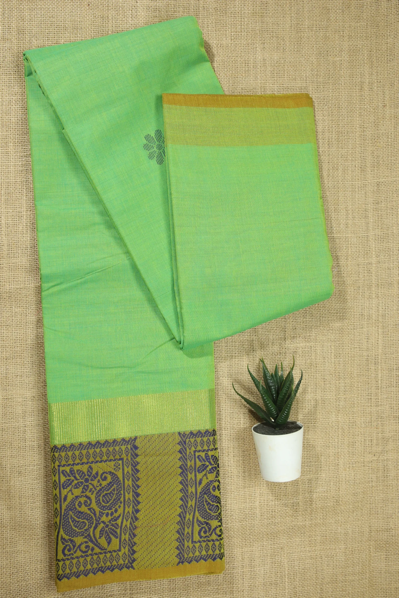 green-mango-grand-border-saree-gb000516-a