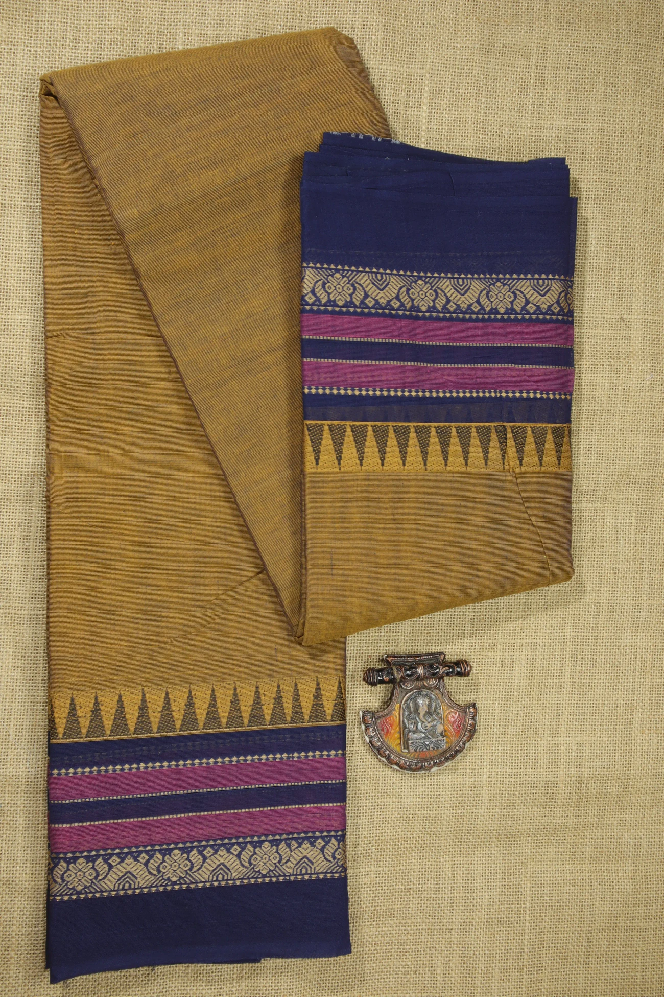 brown-temple-malarkodi-saree-mk007957-a