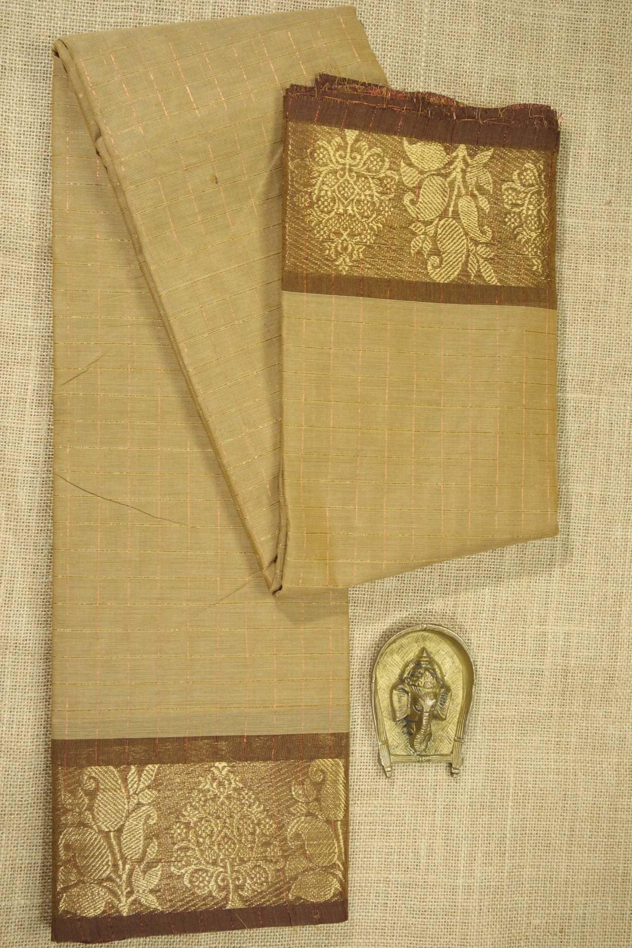 tan-mango-tree-madurai-sungudi-saree-ss006172-a