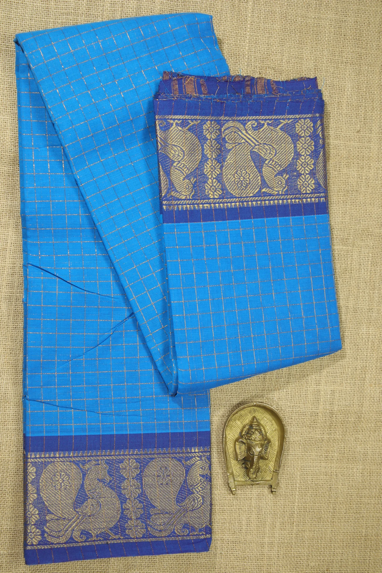 sky-blue-peacock-madurai-sungudi-saree-ss006168-a