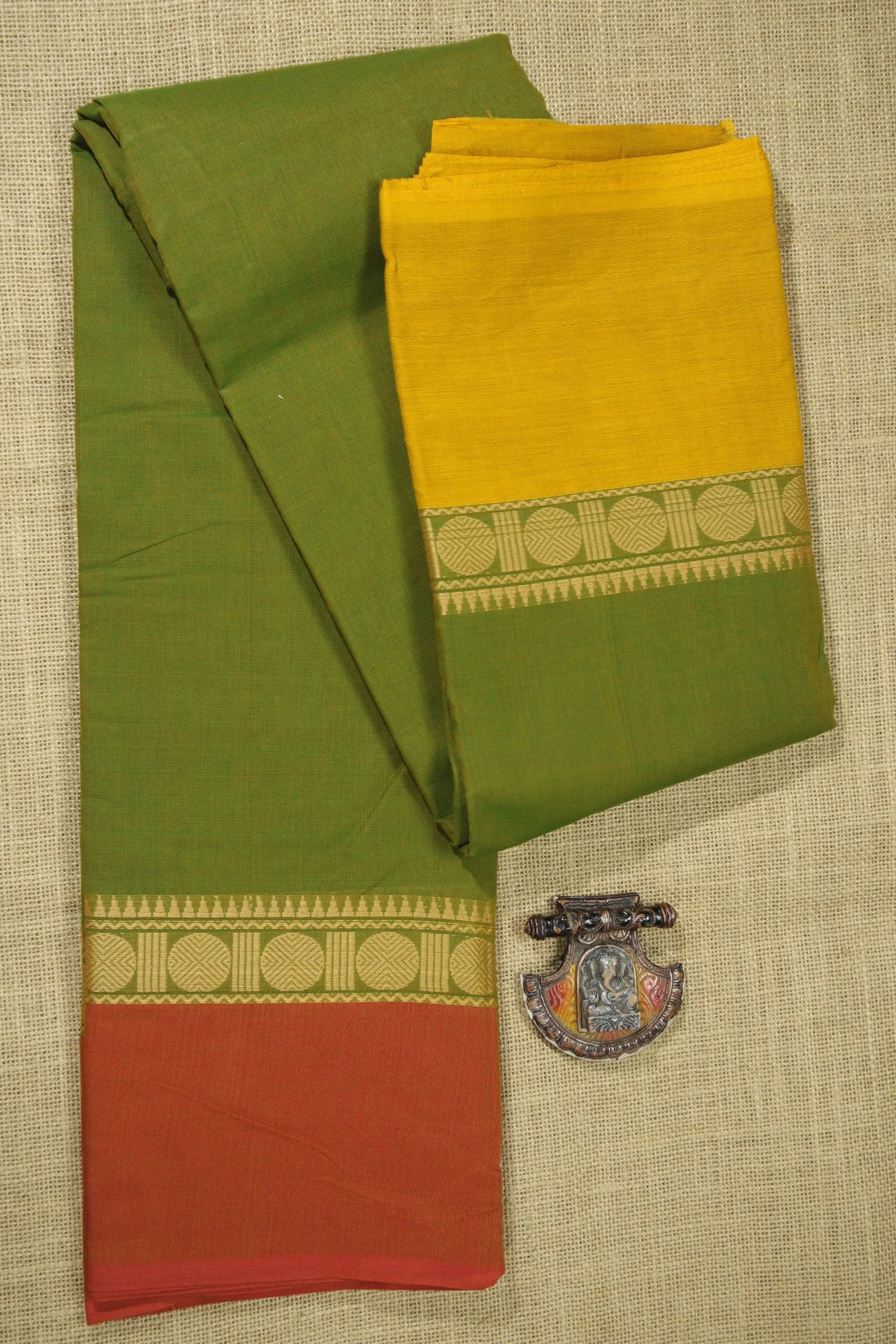 green-ruthratcham-malarkodi-saree-mk007976-a