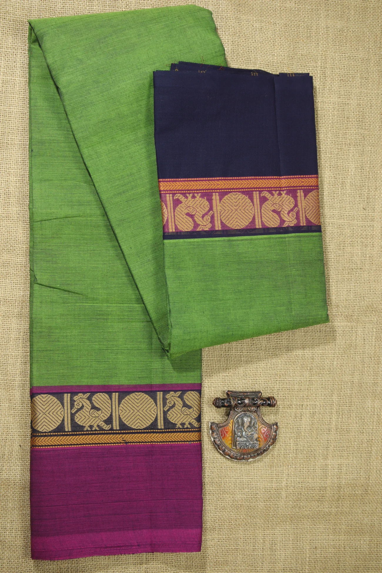 green-peacock-ruthratcham-malarkodi-saree-mk007944-a