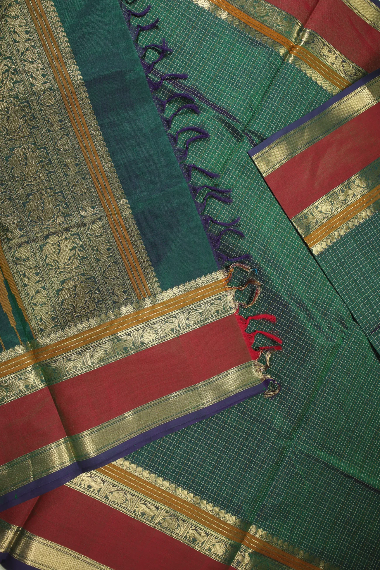 dark-green-laksha-deepam-kanchi-silk-cotton-saree-sc002852-d