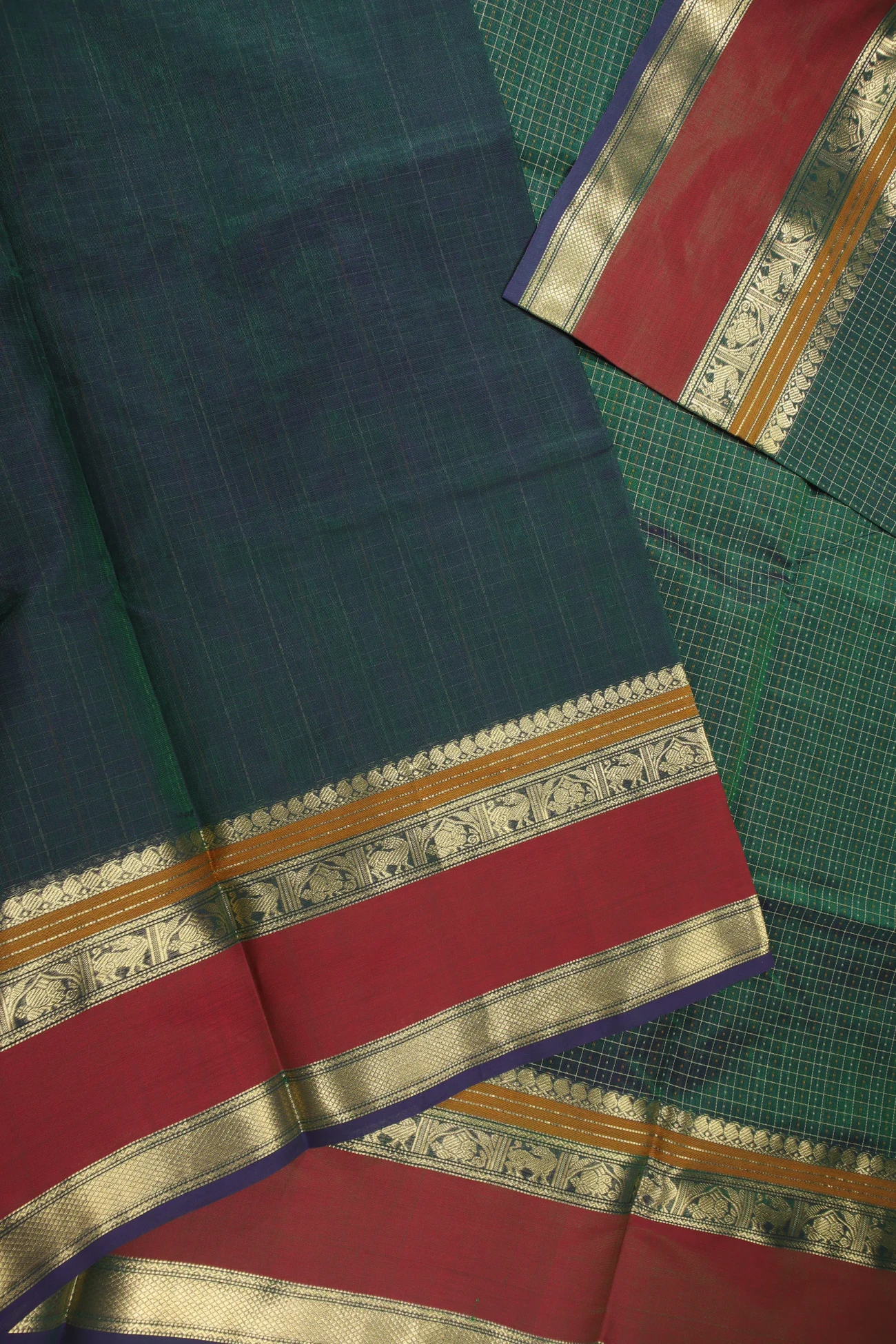 dark-green-laksha-deepam-kanchi-silk-cotton-saree-sc002852-e