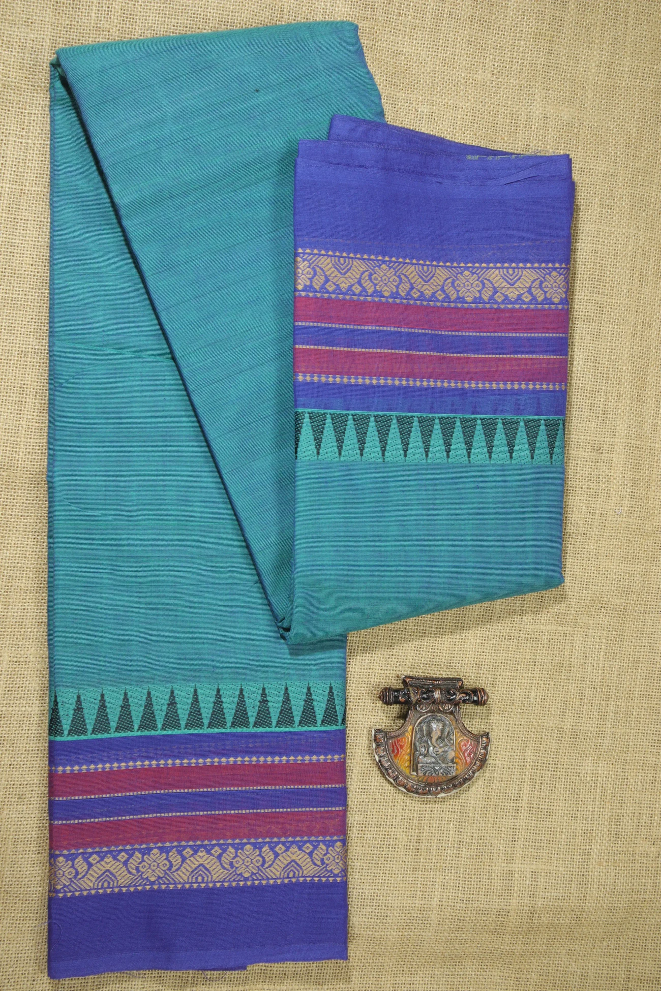 teal-flower-temple-malarkodi-saree-mk007972-a