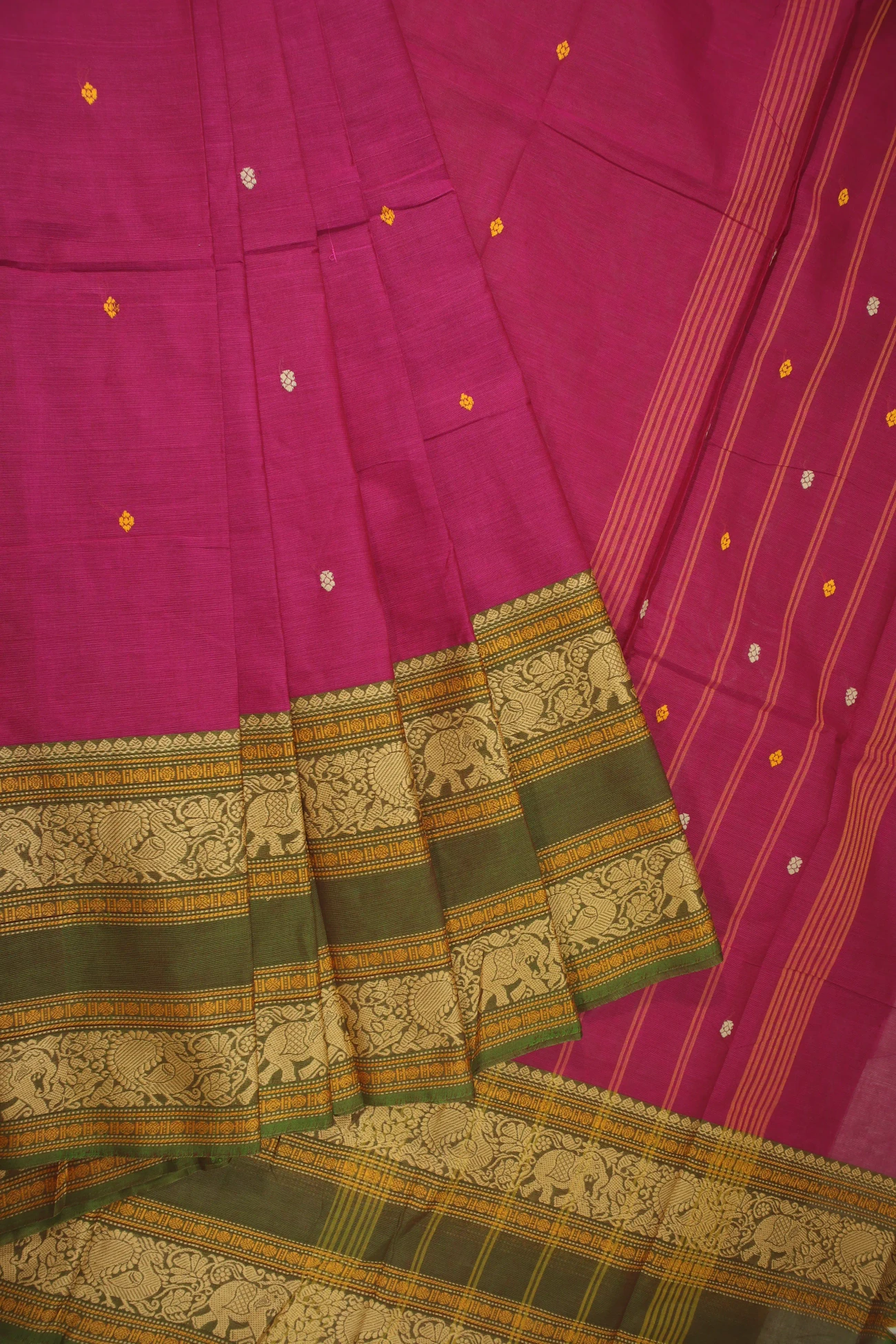 magenta-elephant-peacock-grand-chettinad-saree-gc001826-a