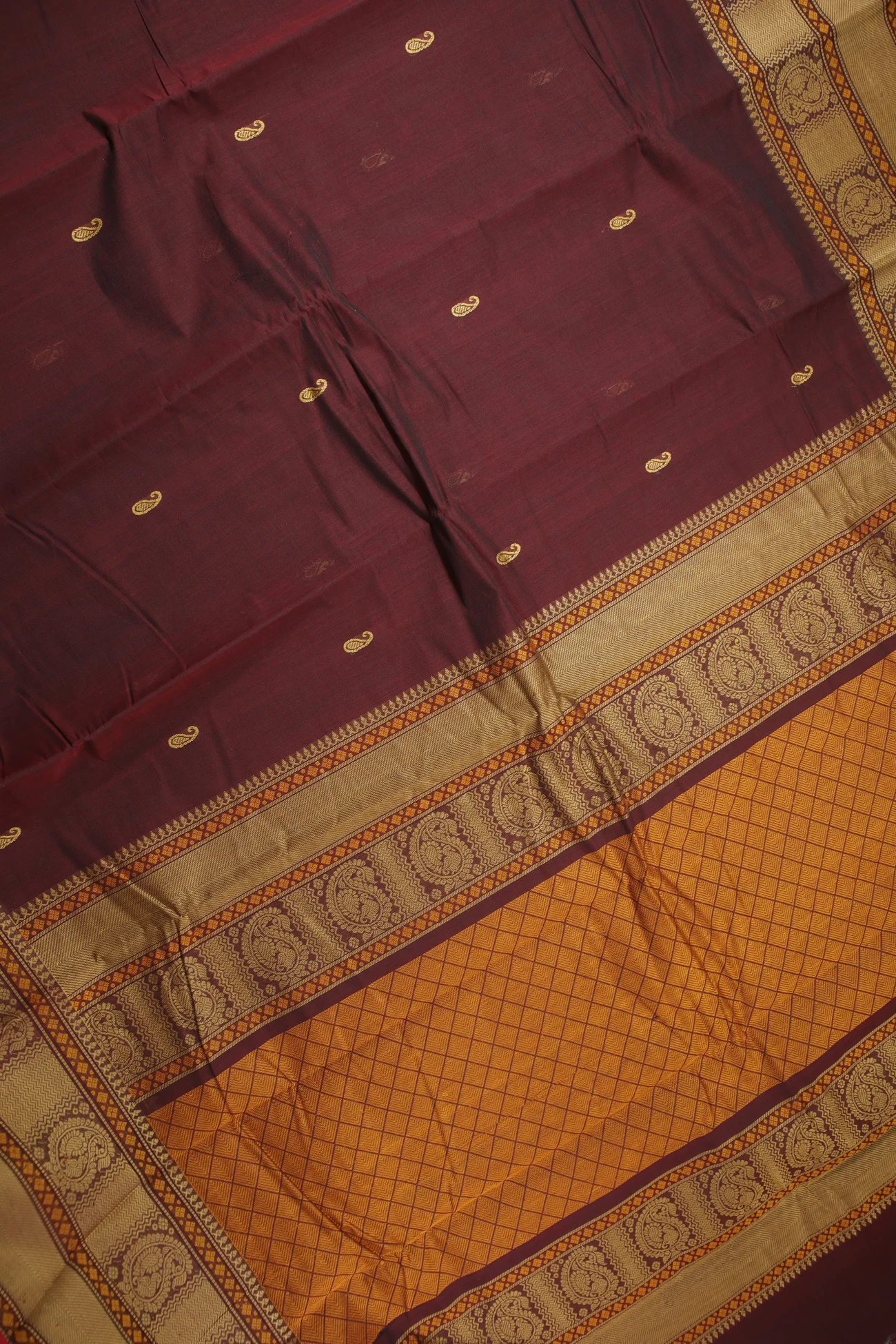 brown-mango-peacock-kanchi-cotton-saree-uu005361-d