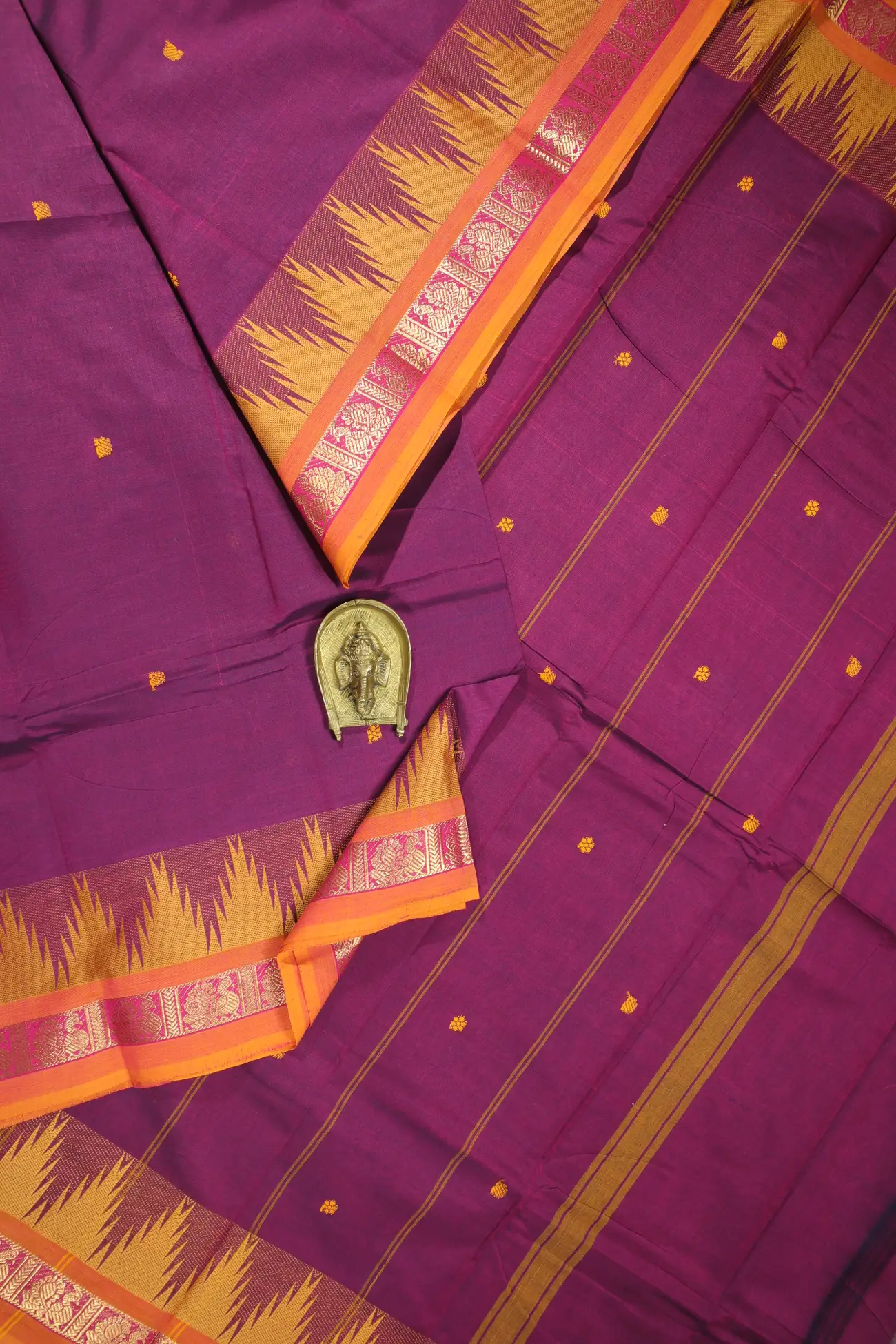 magenta-thalampoo-reku-peacock-kundavai-saree-kun000049-a