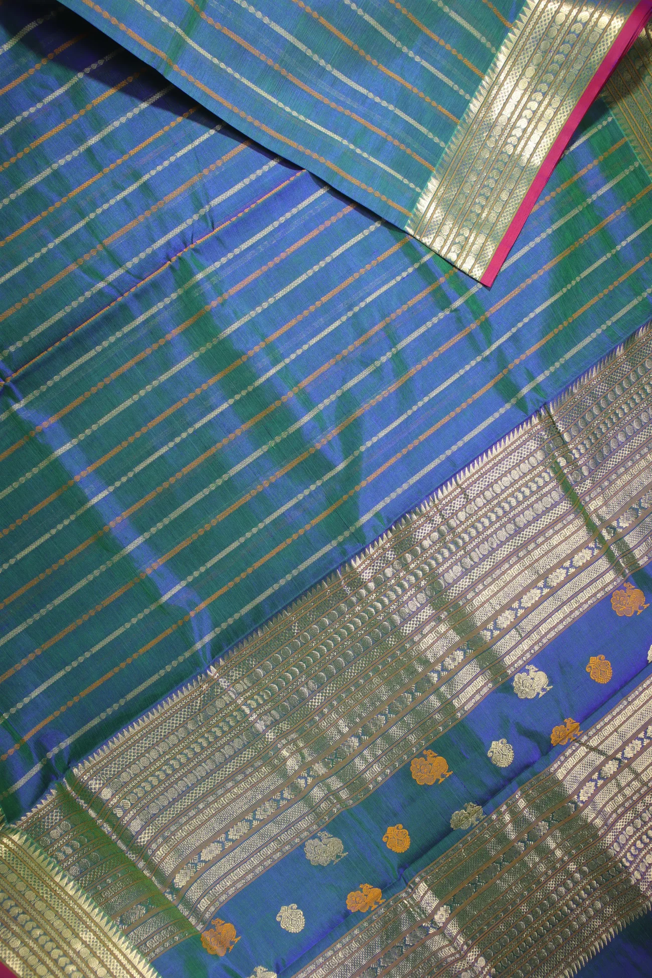 peacock-blue-thoranam-kanchi-silk-cotton-saree-sc002832-c