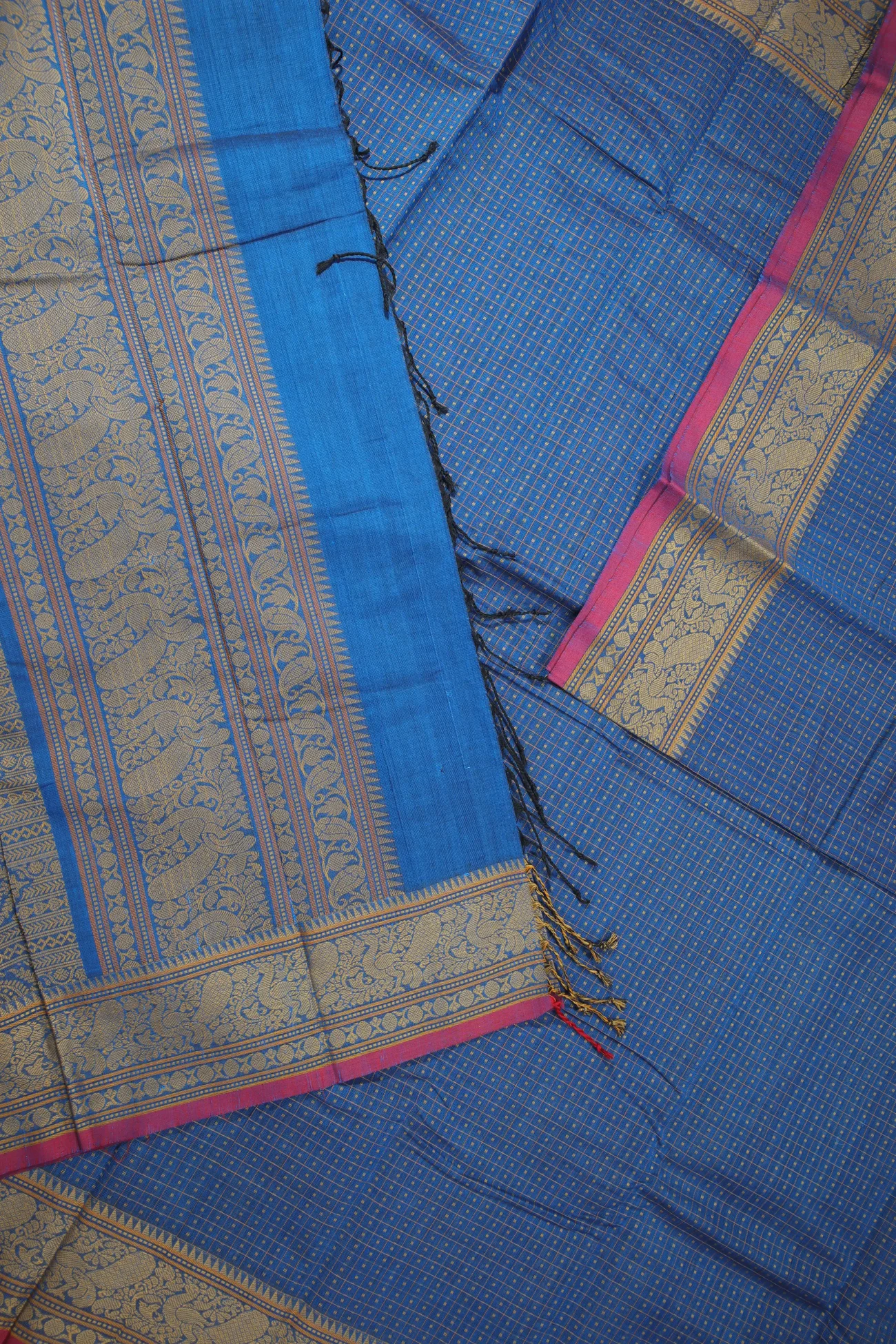 blue-laksha-deepam-kanchi-cotton-saree-uu005367-d