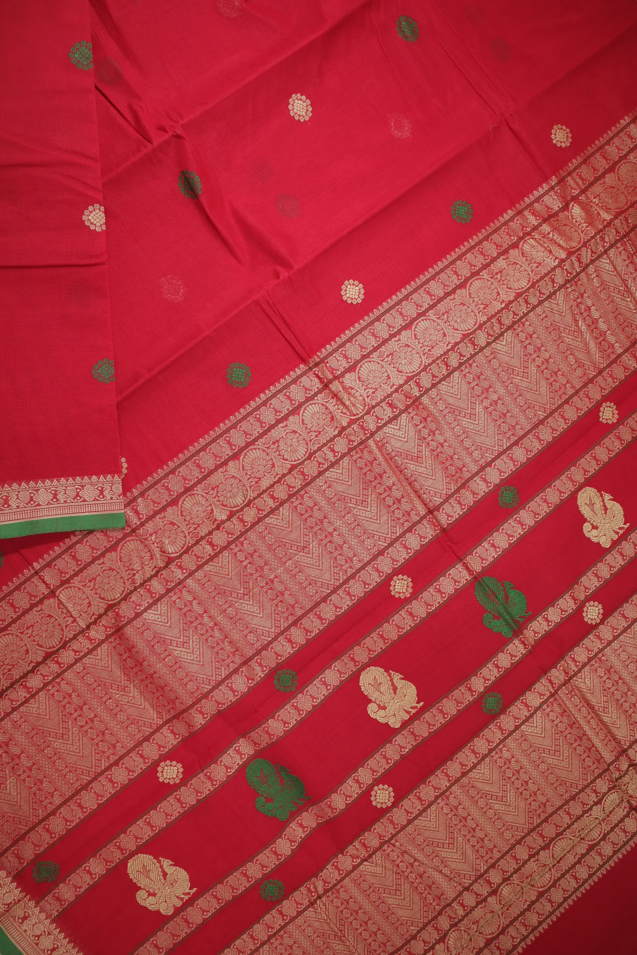 red-peacock-flower-kanchi-cotton-saree-uu005360-c