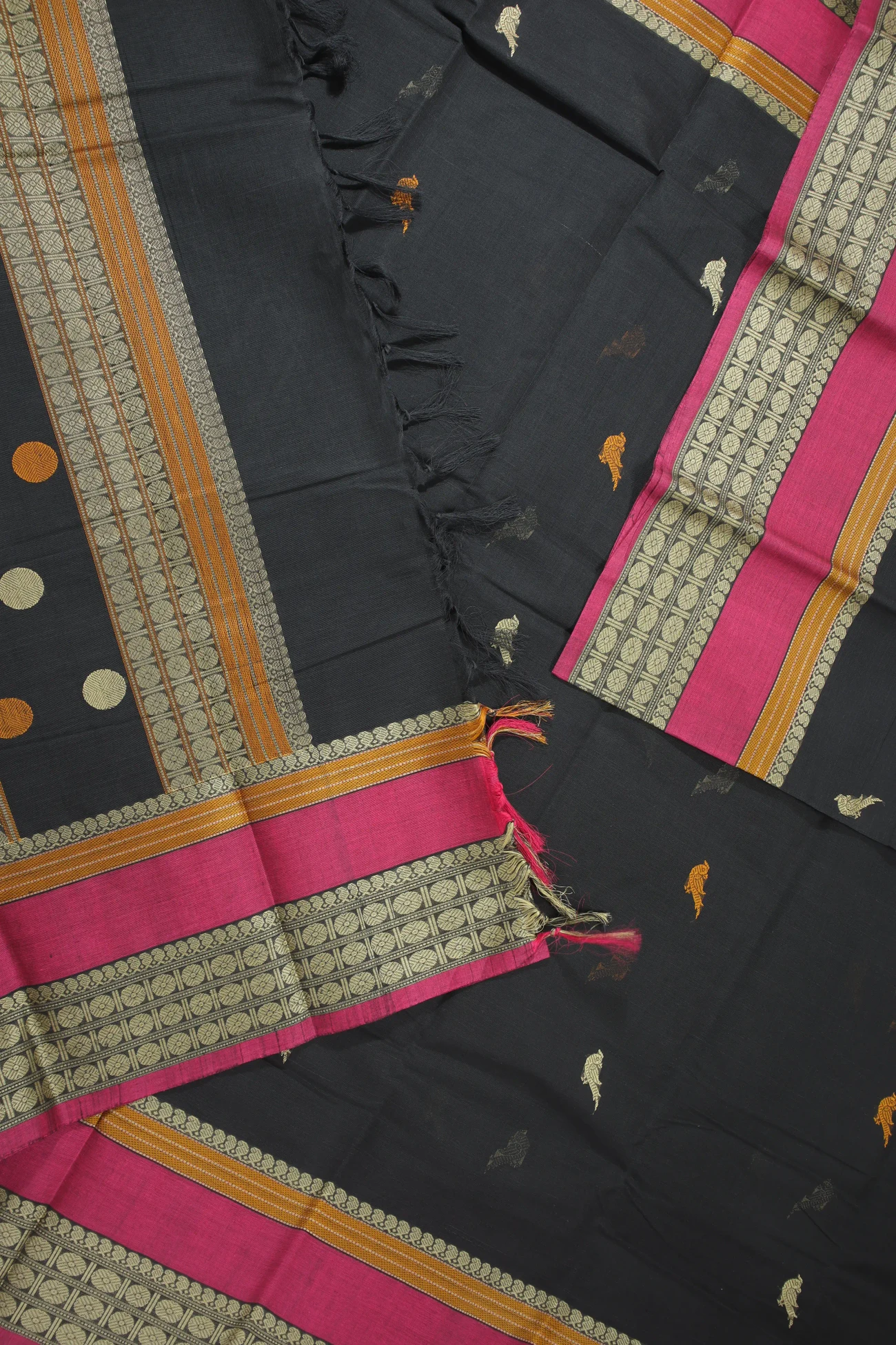 black-parrot-kanchi-cotton-saree-uu005366-b