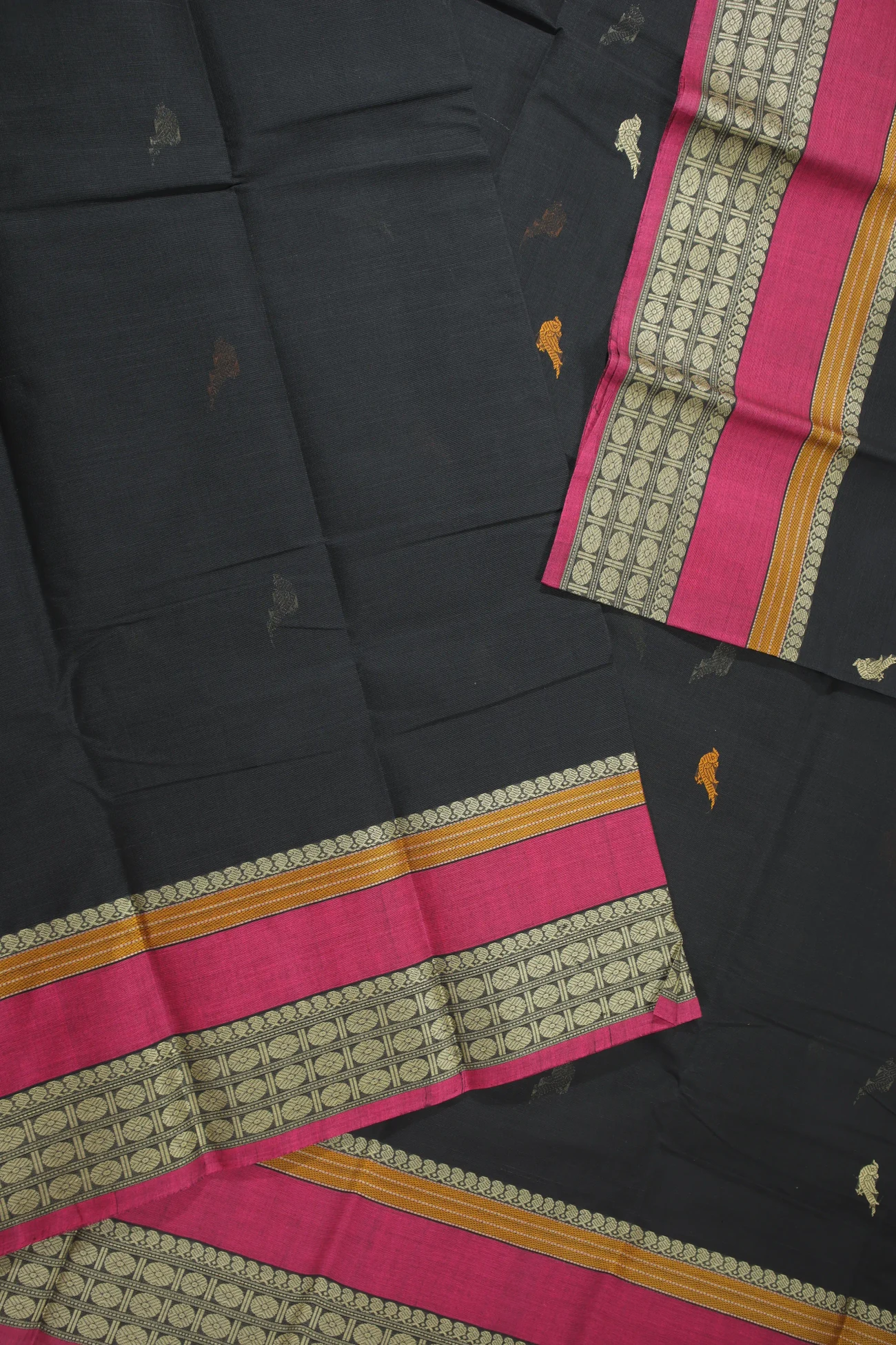 black-parrot-kanchi-cotton-saree-uu005366-e