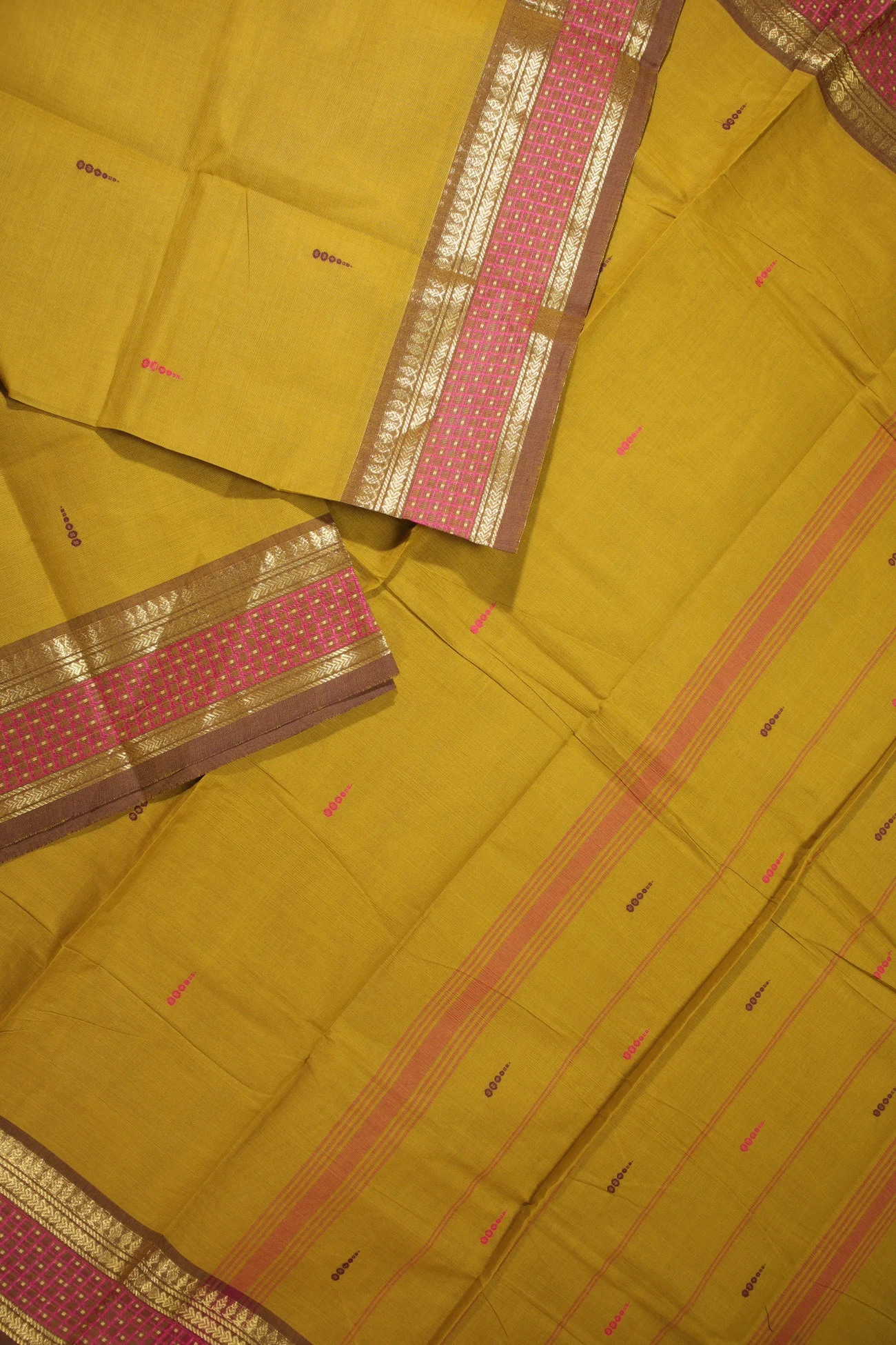 peru-rain-drops-mallimokku-grand-chettinad-saree-gc000540-b