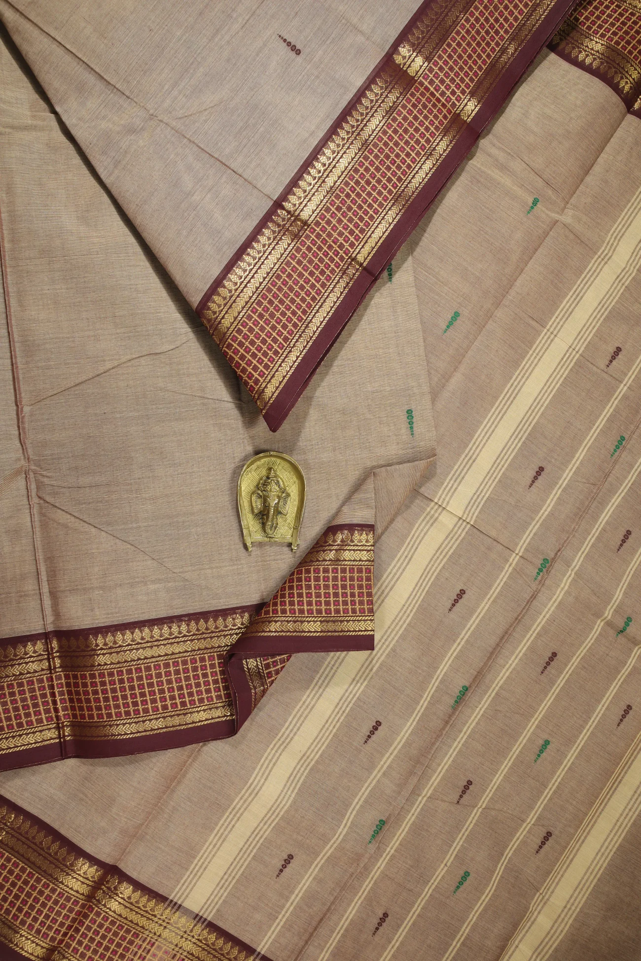 brown-rain-drops-mallimokku-grand-chettinad-saree-gc001312-a