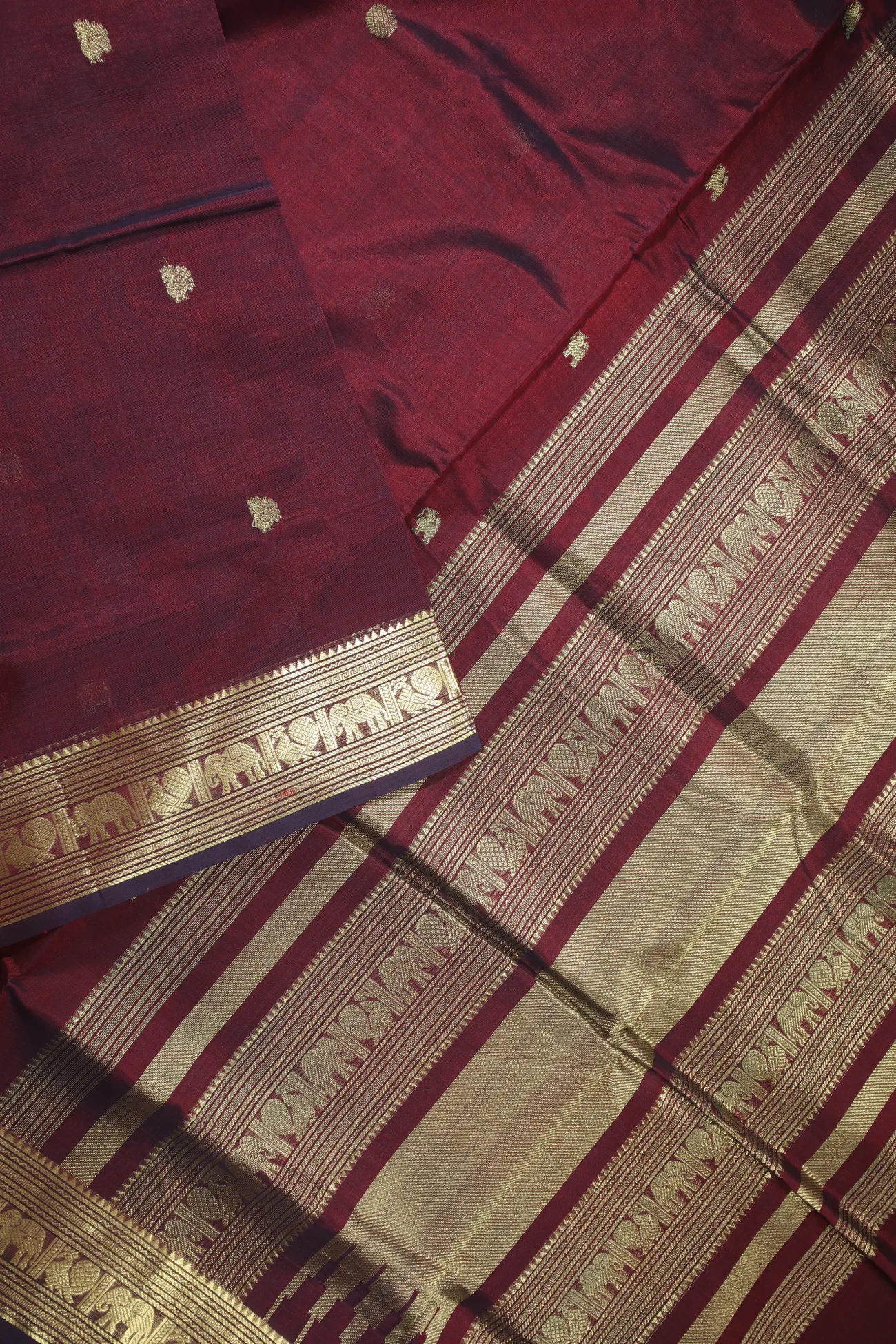 dark-maroon-elephant-peacock-kanchi-silk-cotton-saree-sc002594-b