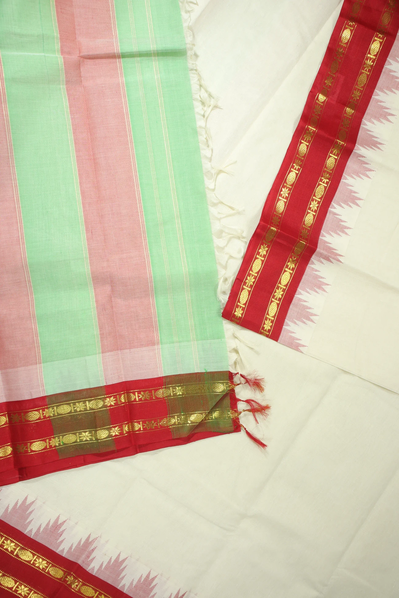 ivory-thalampoo-reku-ruthratcham-gadwal-saree-sb000082-d