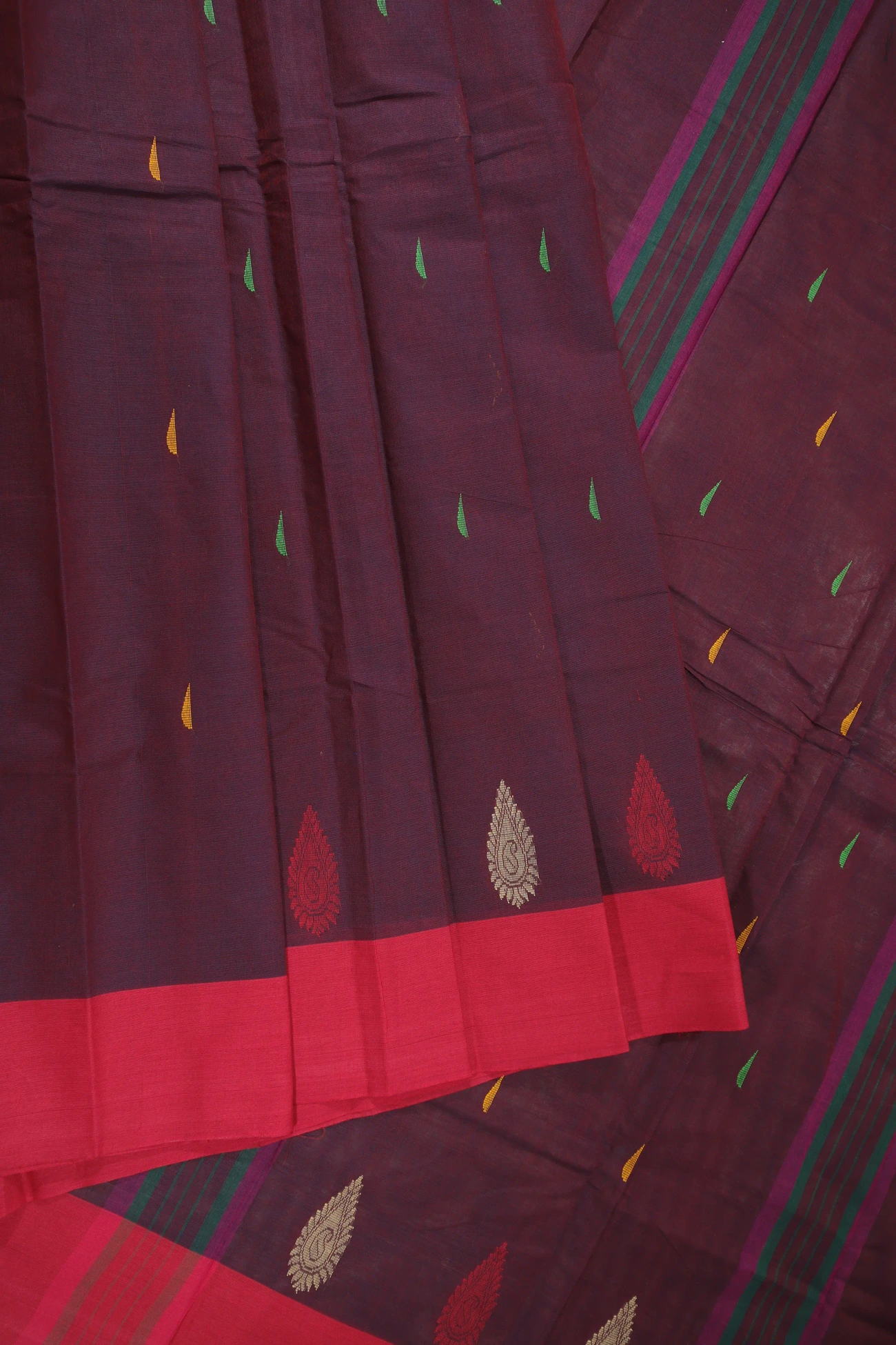 dark-maroon-rain-drops-mallimokku-kanchi-cotton-saree-uu005393-a