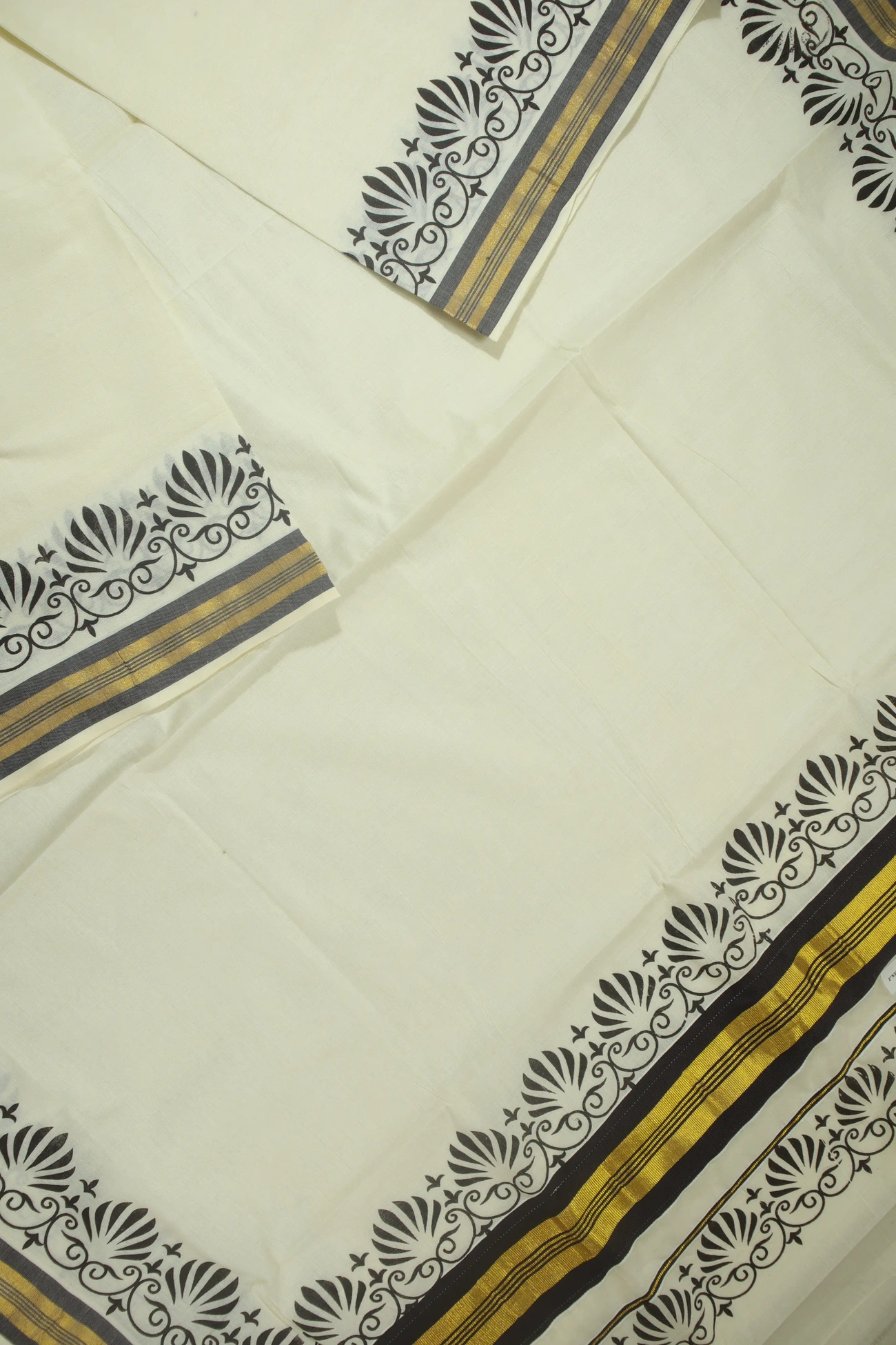 ivory-flower-kerala-saree-kls000191-b