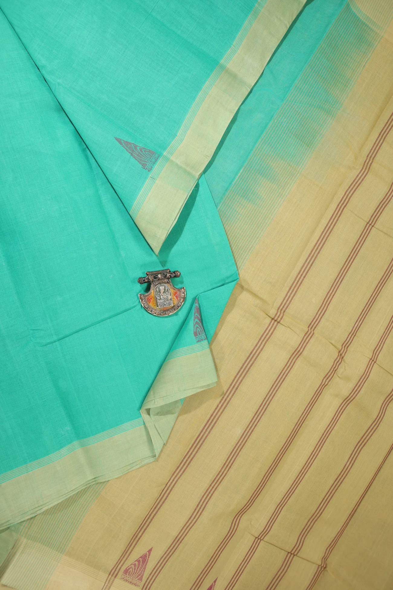 turquoise-buttas-coimbatore-cotton-saree-cbe000291-a