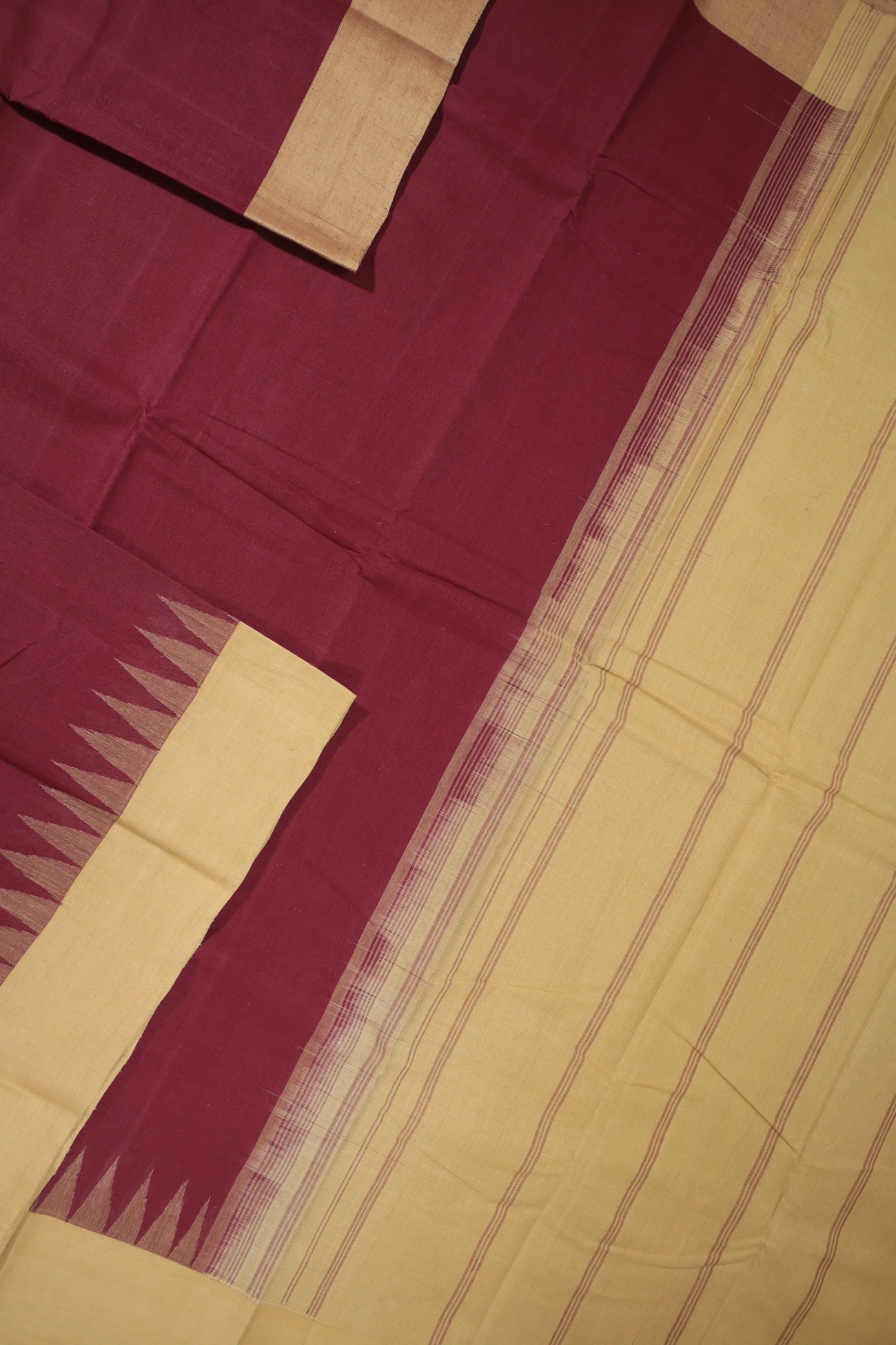 dark-maroon-oosi-gopuram-coimbatore-cotton-saree-cbe000369-b