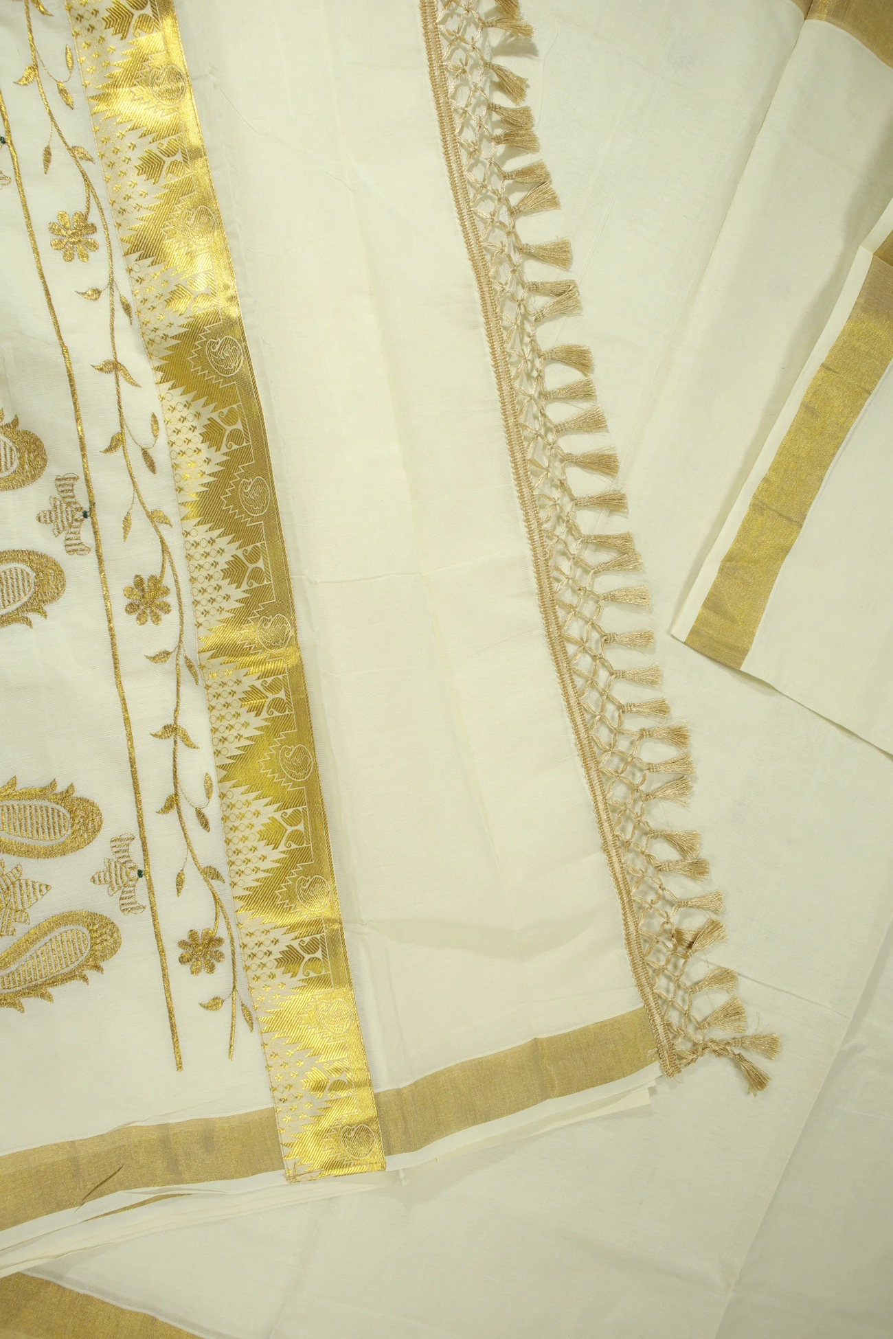 ivory-peacock-kerala-saree-kls000184-b