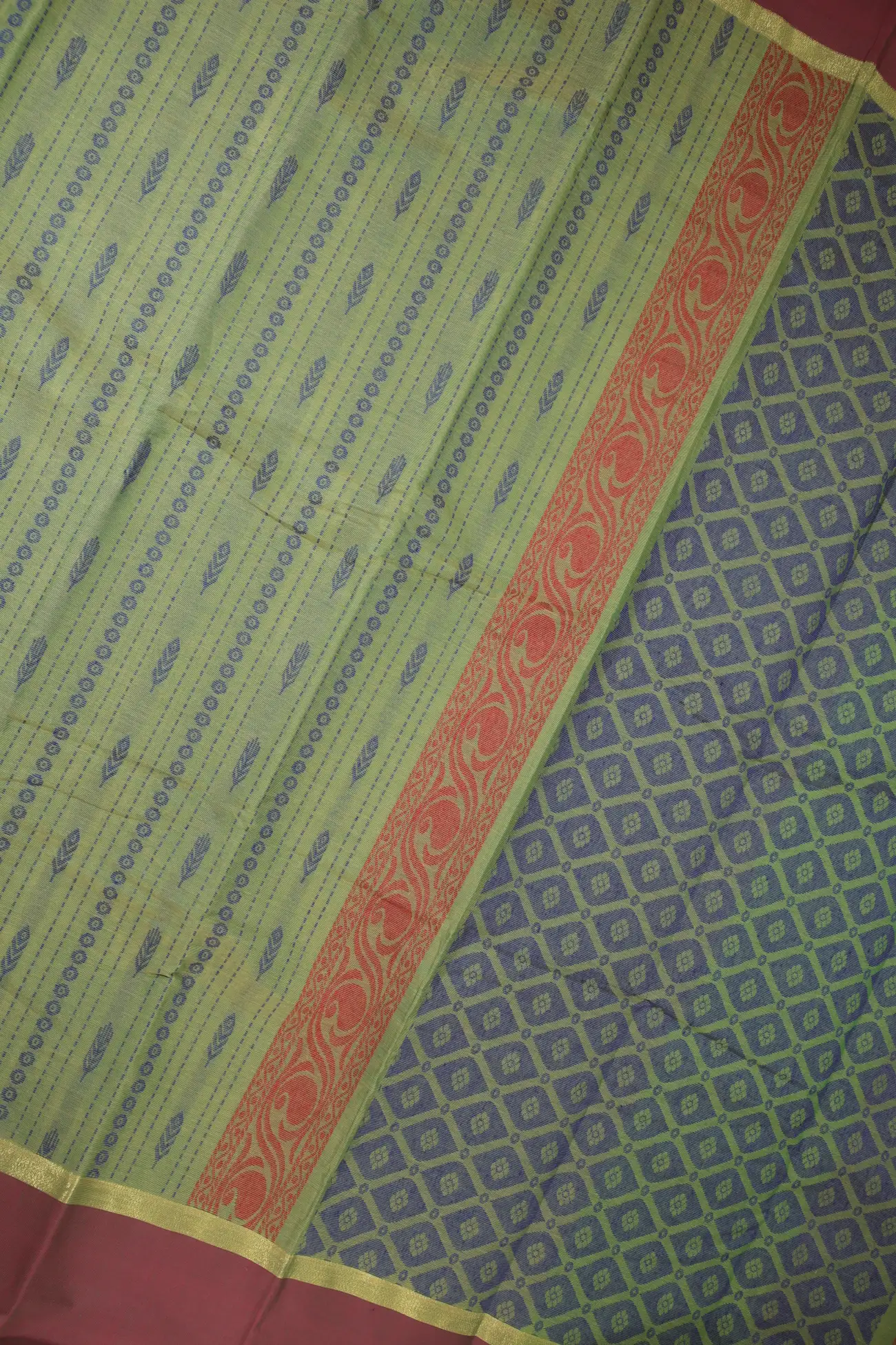 light-green-vertical-stripes-coimbatore-cotton-saree-cbe000323-b