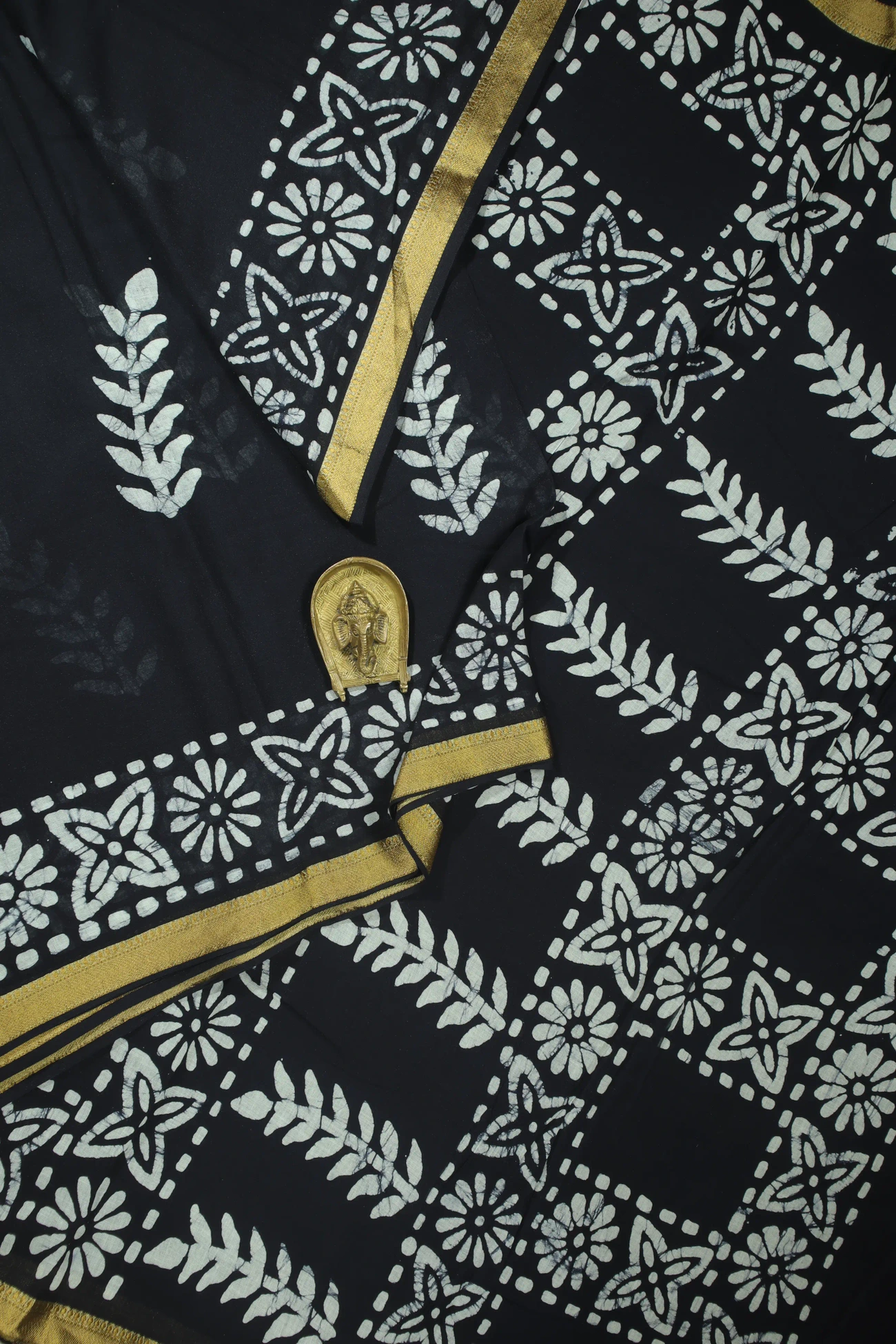 black-leaf-mulmul-cotton-saree-mm001824-a