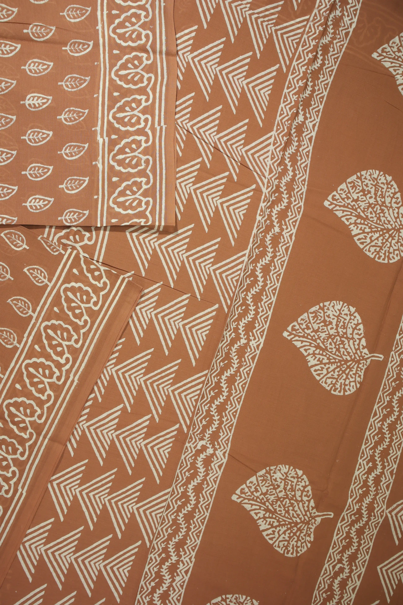 saddle-brown-leaf-mulmul-cotton-saree-mm001795-b