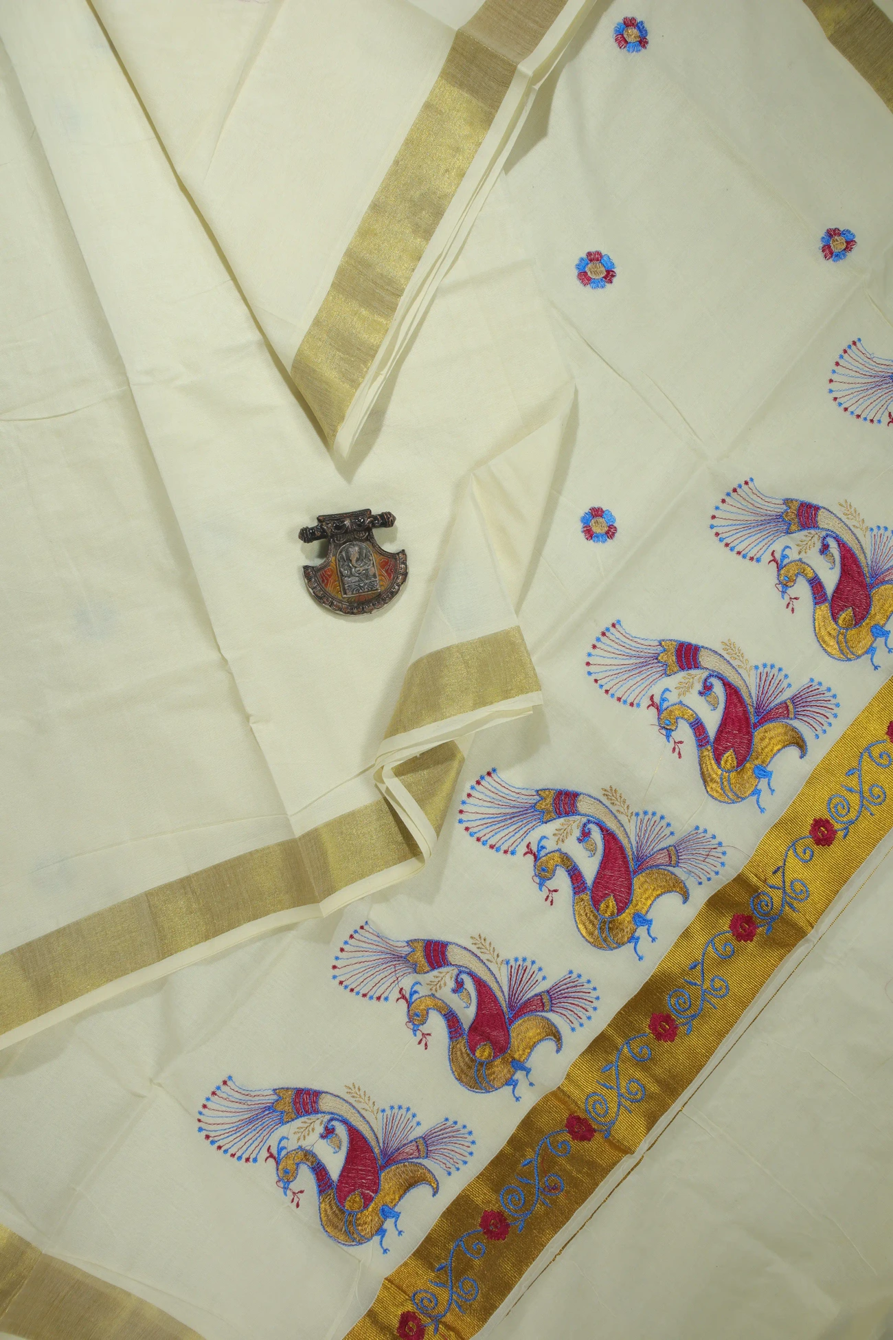 ivory-peacock-kerala-saree-kls000190-a