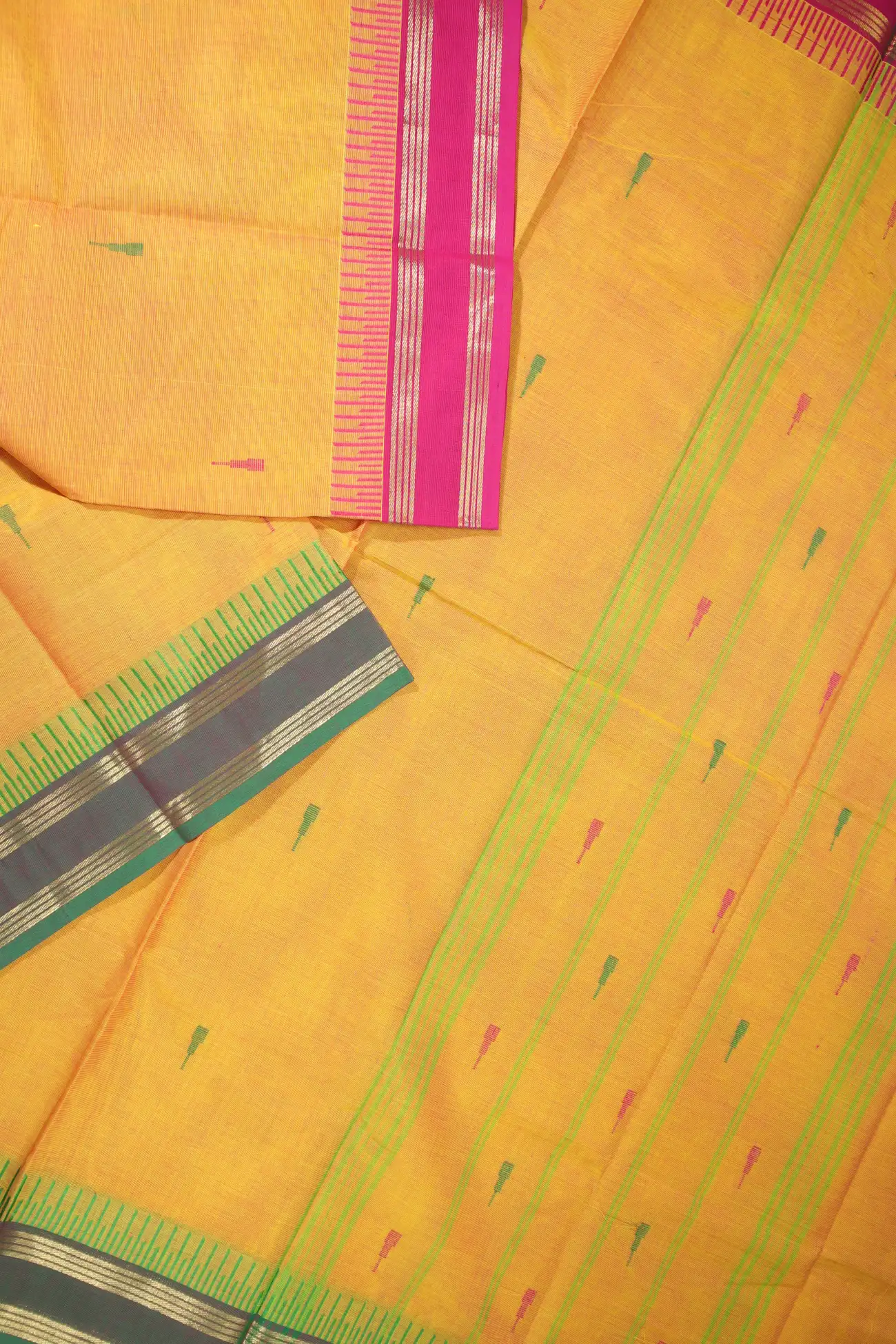 yellow-rain-drops-mallimokku-grand-chettinad-saree-gc001587-b