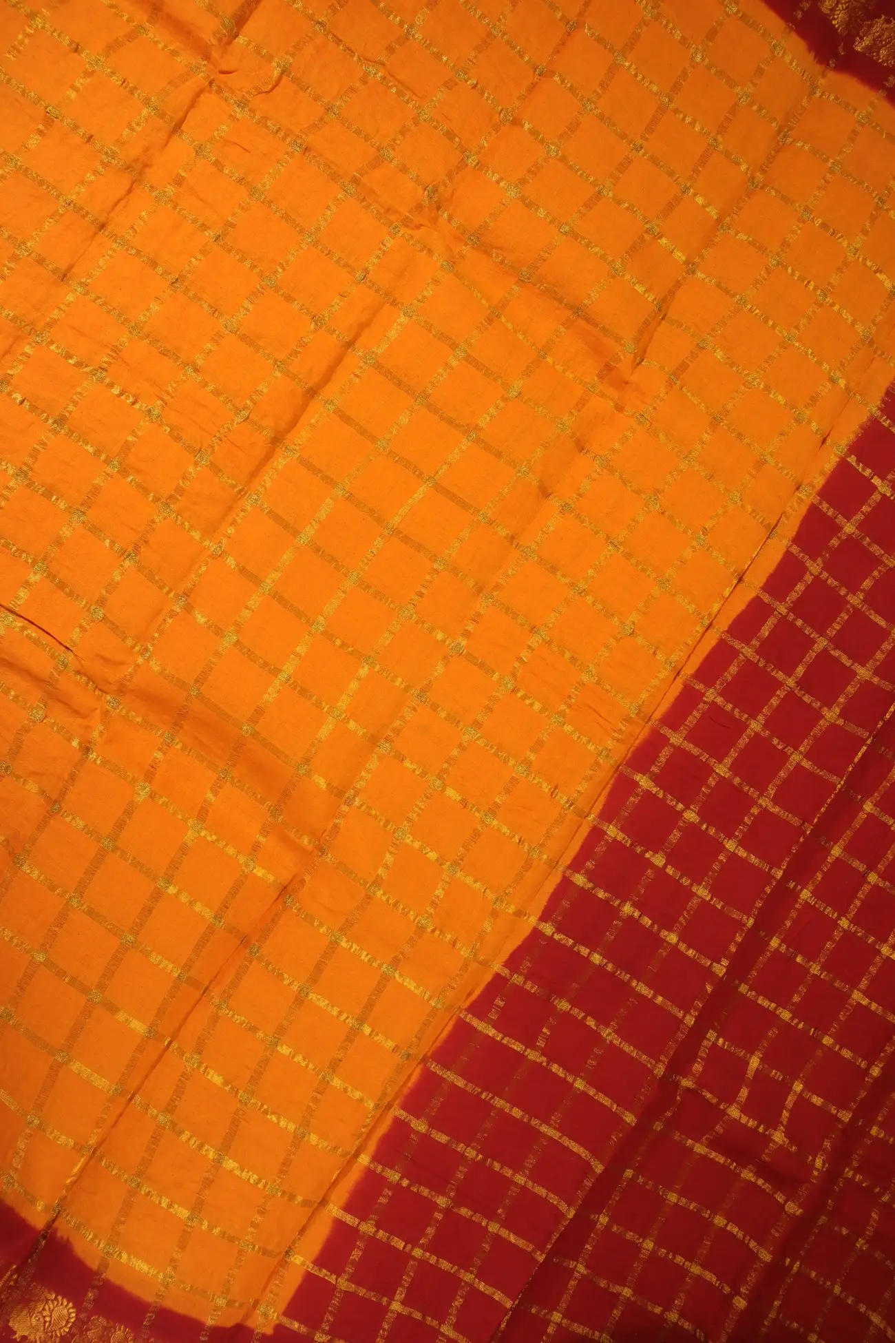 orange-peacock-madurai-sungudi-saree-ss005741-b