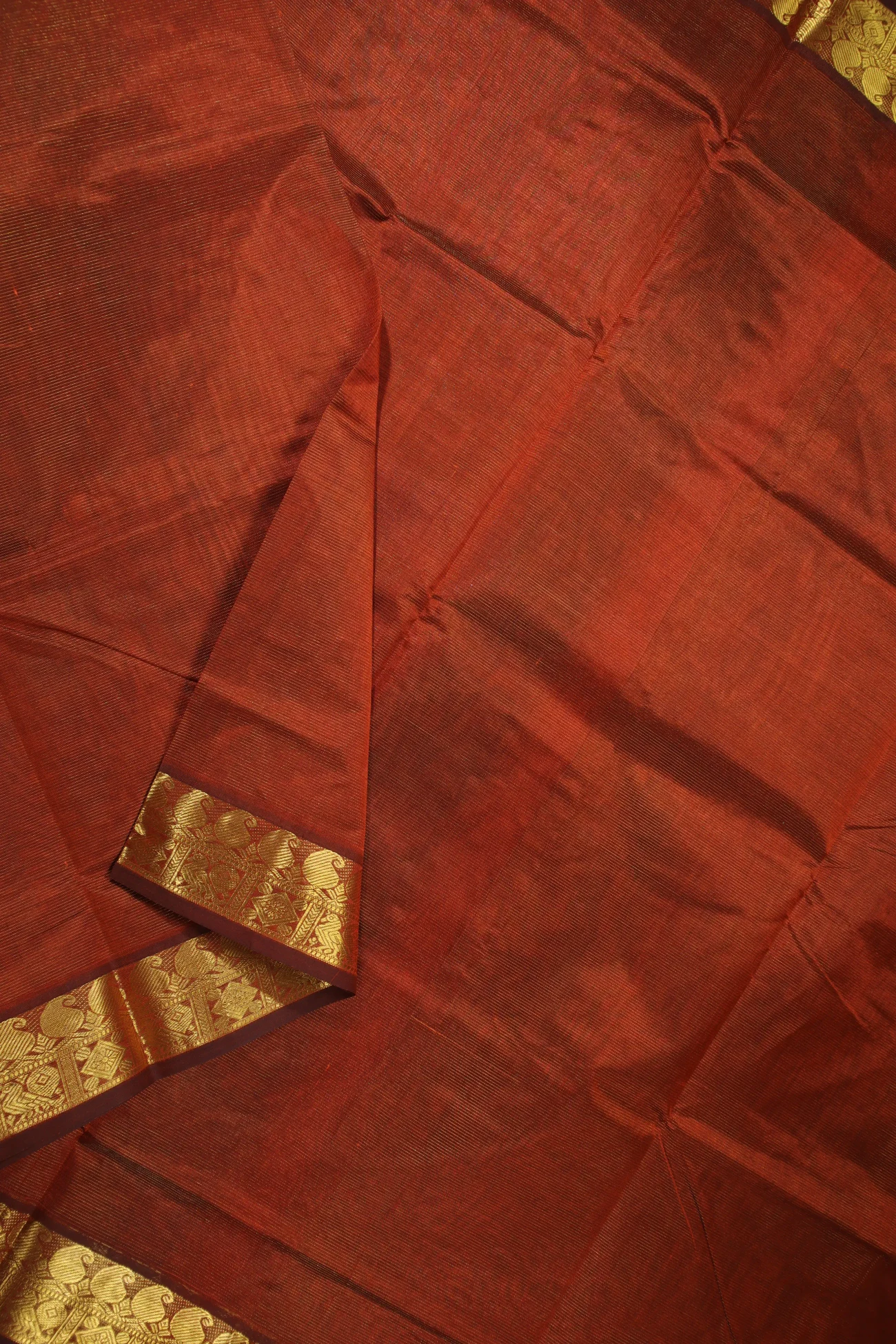brown-vaira-oosi-diamond-needle-mango-silk-cotton-saree-sc002876-e