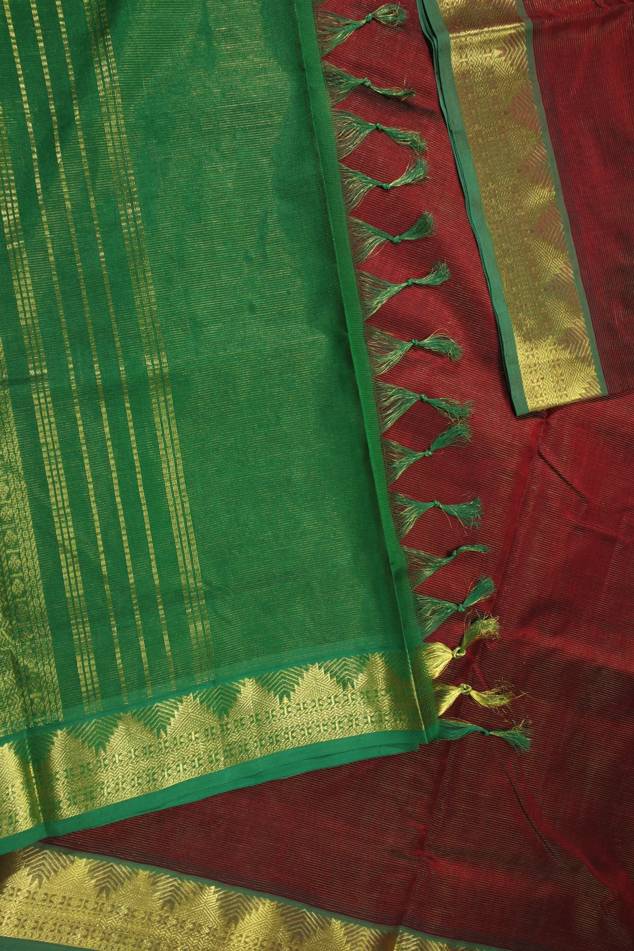 red-vaira-oosi-diamond-needle-silk-cotton-saree-sc002875-b