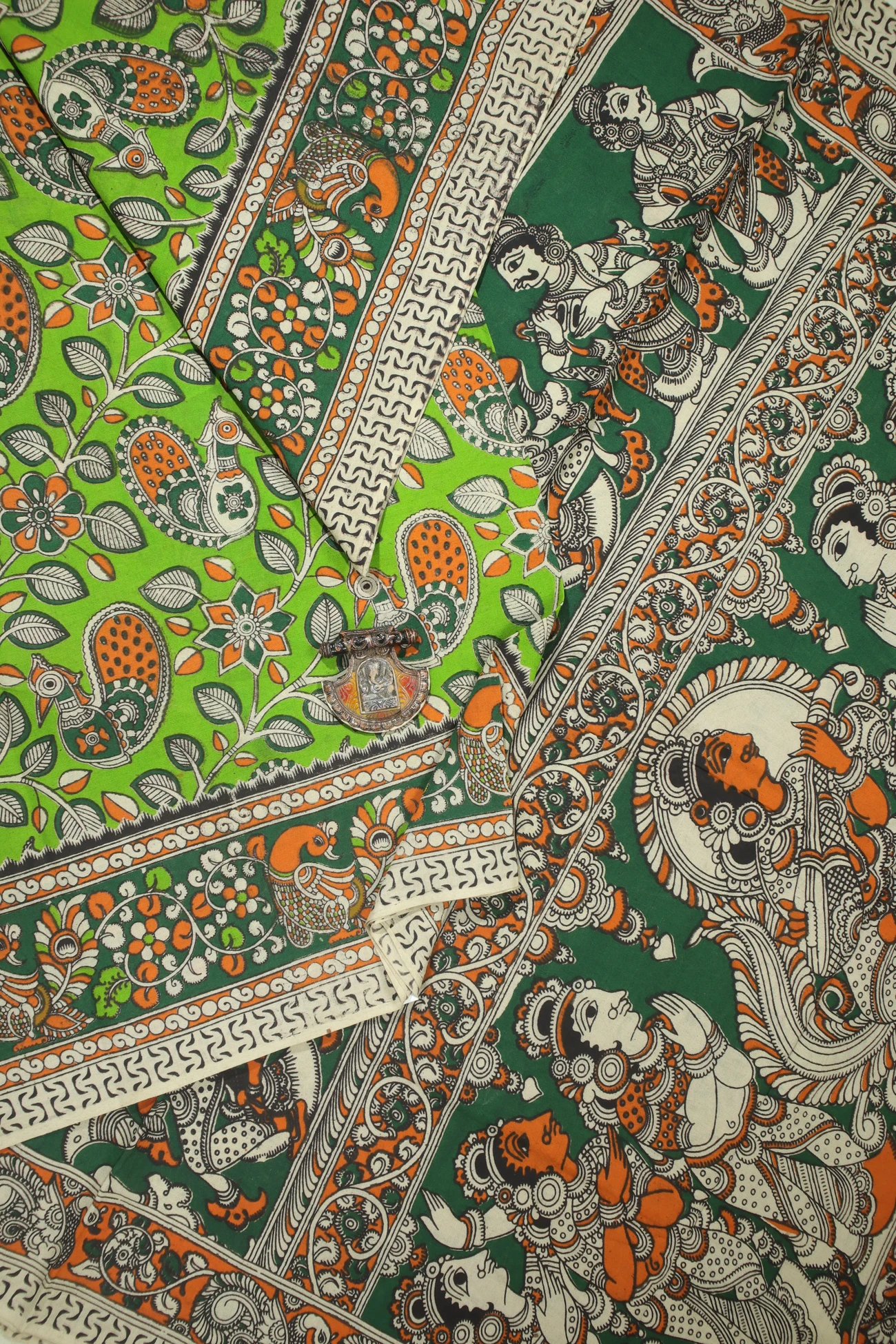 green-peacock-flower-kalamkari-saree-kk001250-a