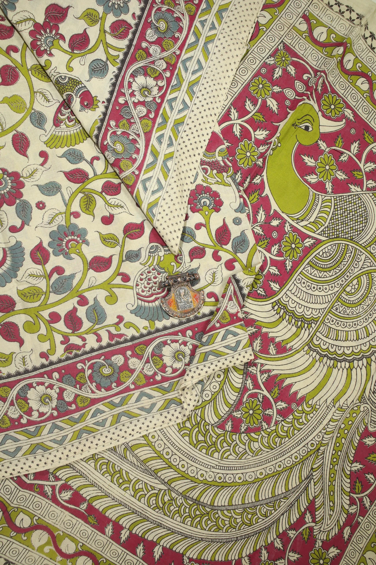 ivory-flower-kalamkari-saree-kk001262-a
