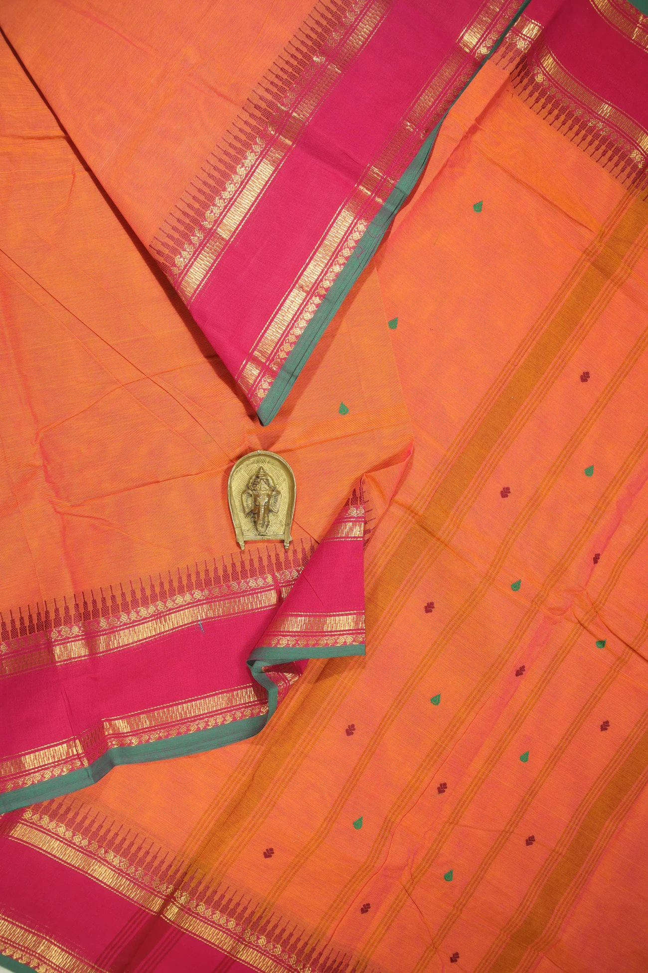 orange-oosi-gopuram-grand-chettinad-saree-gc001880-a